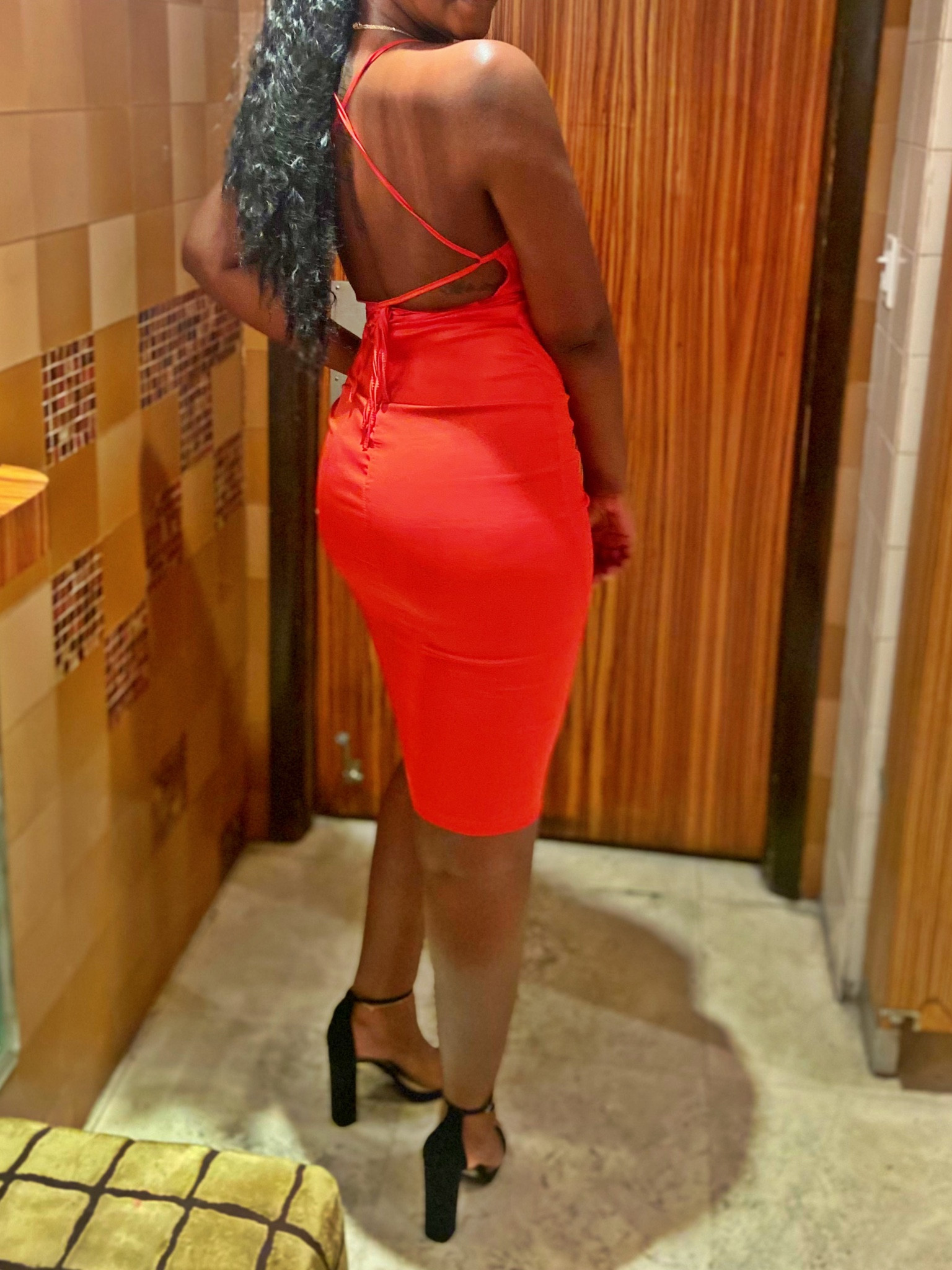 Satin is certain. This is screaming #datenightoutfit

#LTKunder50 #LTKcurves #LTKstyletip