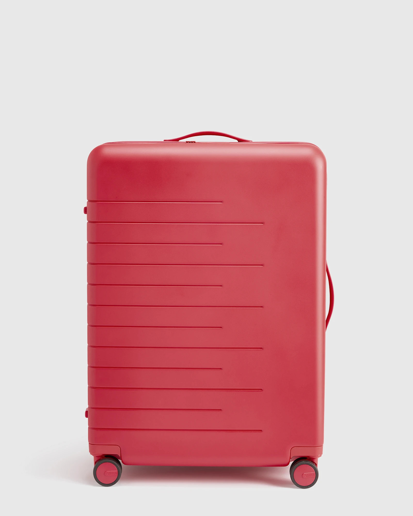 Quince | Expandable Check-In Hard Shell Suitcase 27"" in Olive, Polycarbonte | Quince