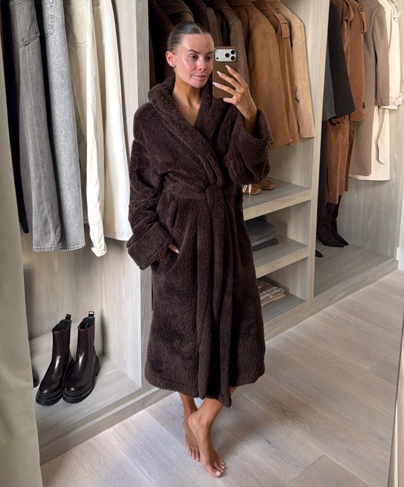 I’ve linked some similar dressing gowns to mine as my one is out of stock 🐻🤎

#LTKhome #LTKuk #LTKeurope