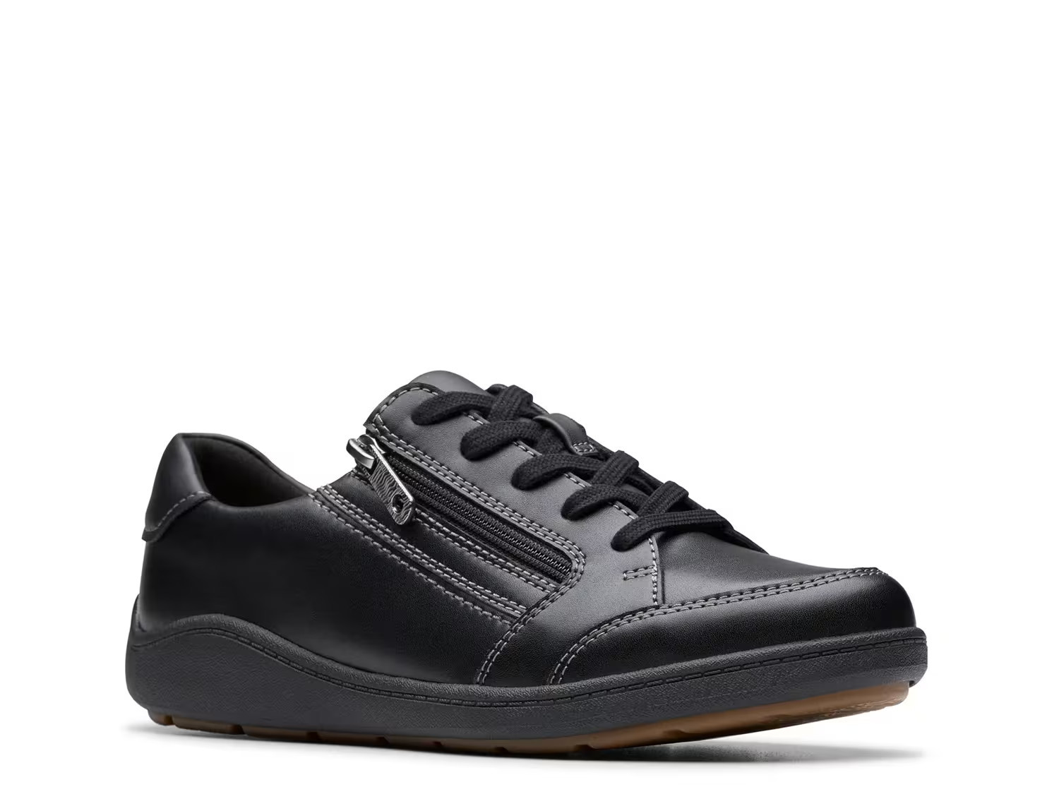 Clarks Bryianne Bayla Sneaker | Women's | Black Leather | Size 9.5 | Sneakers | DSW