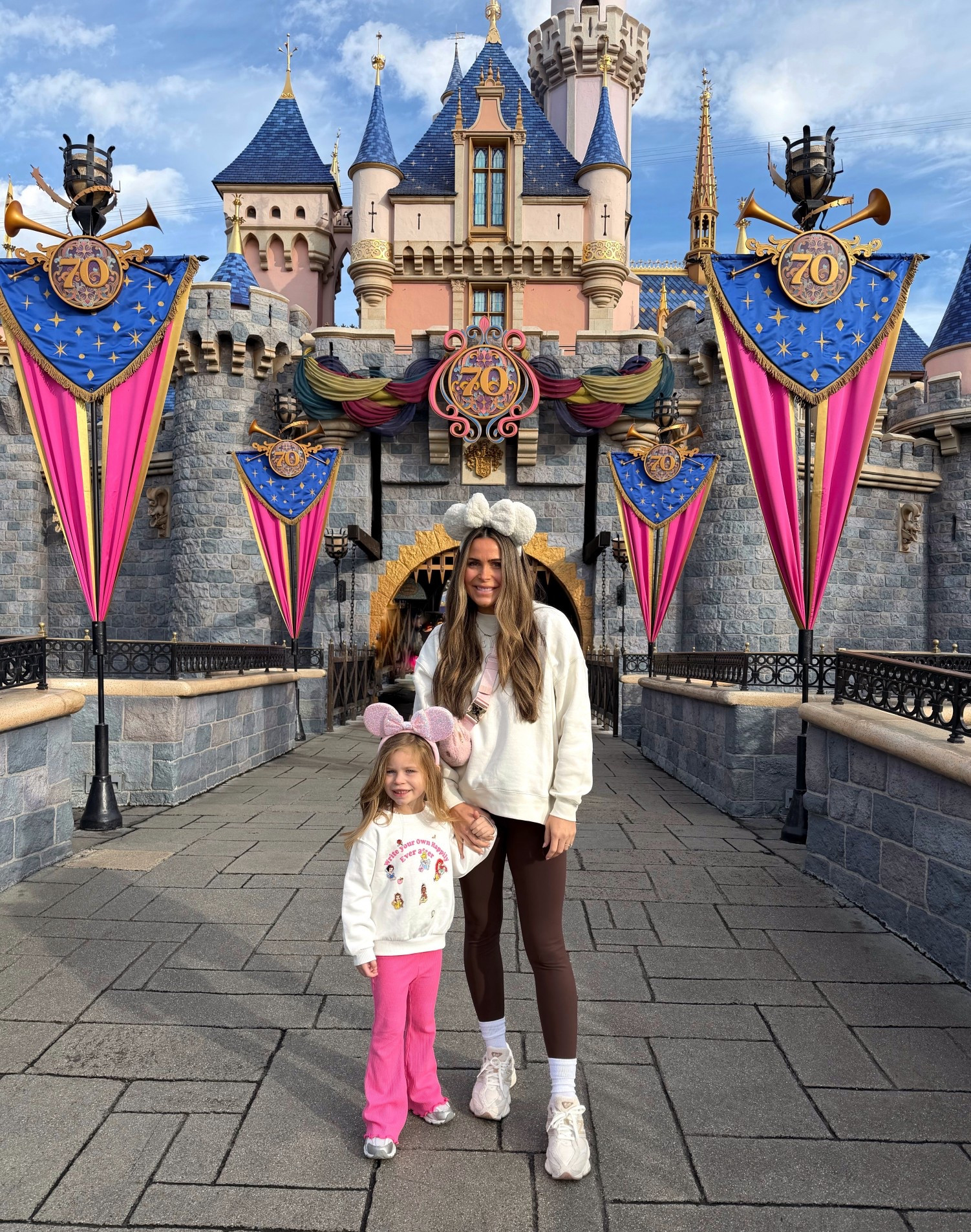 Disneyland #ootd

Disneyland outfit inspo

#LTKdayinmylife #LTKTravel #LTKKids