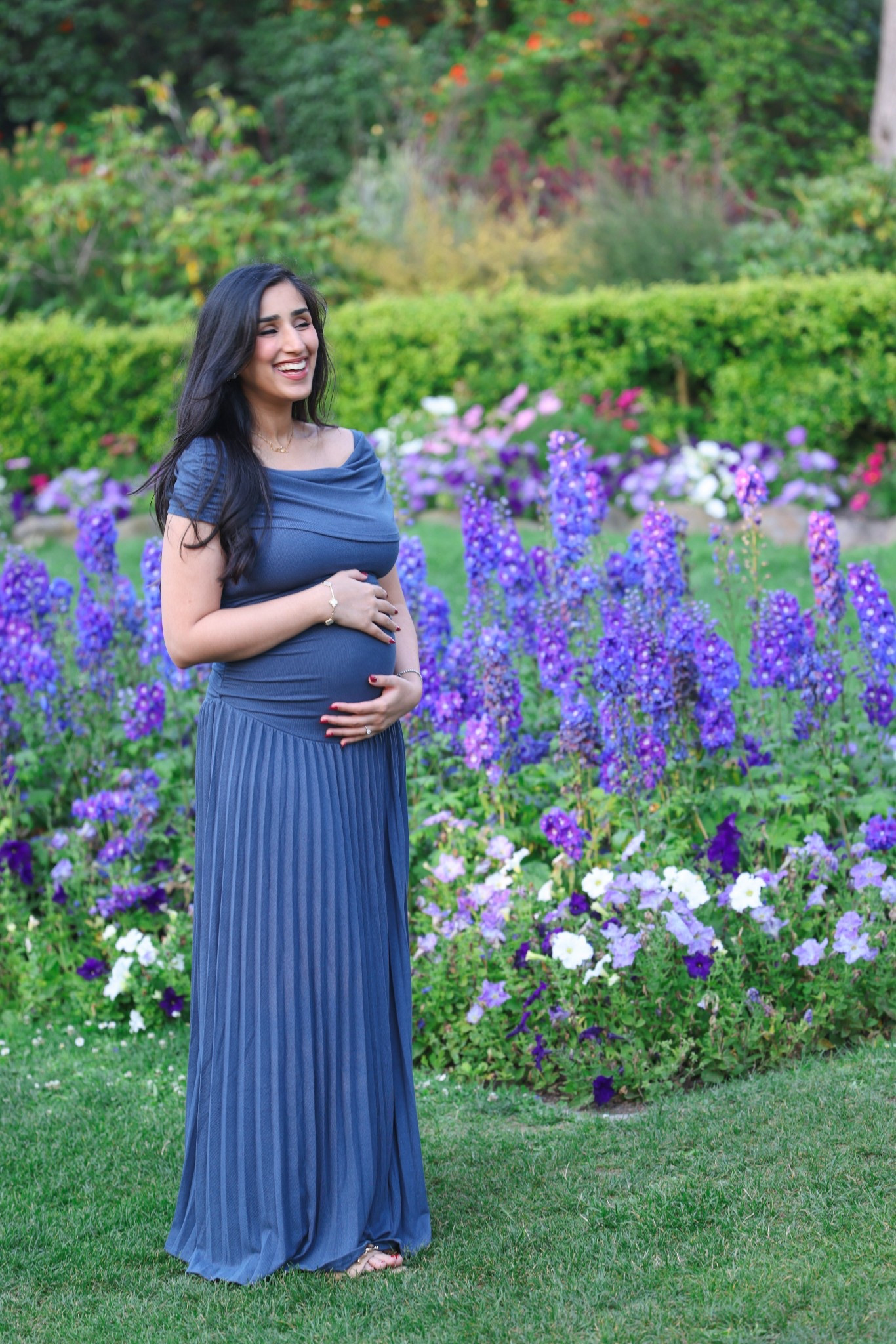The most stunning & modest friendly maternity dress 

#LTKBump #LTKSaleAlert