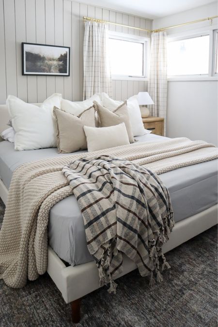 Bedroom decor, neutral bedding, home decor  

#LTKhome #LTKstyletip #LTKunder50