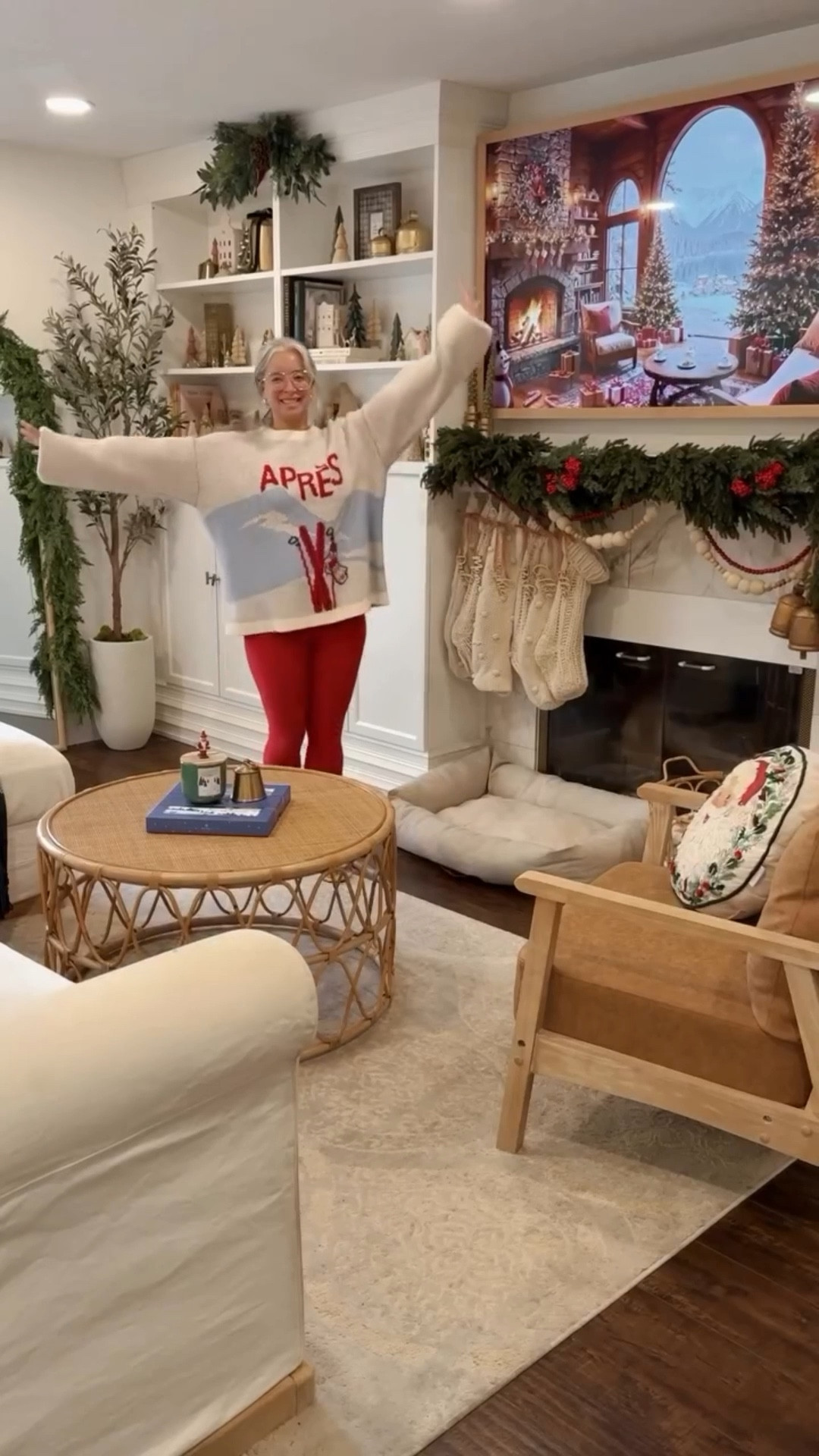 Day 1 of my 12 Days of Christmas Decorating series is HERE! 🎄✨ living room Christmas decor. 




#LTKCyberWeek #LTKHoliday #LTKHome