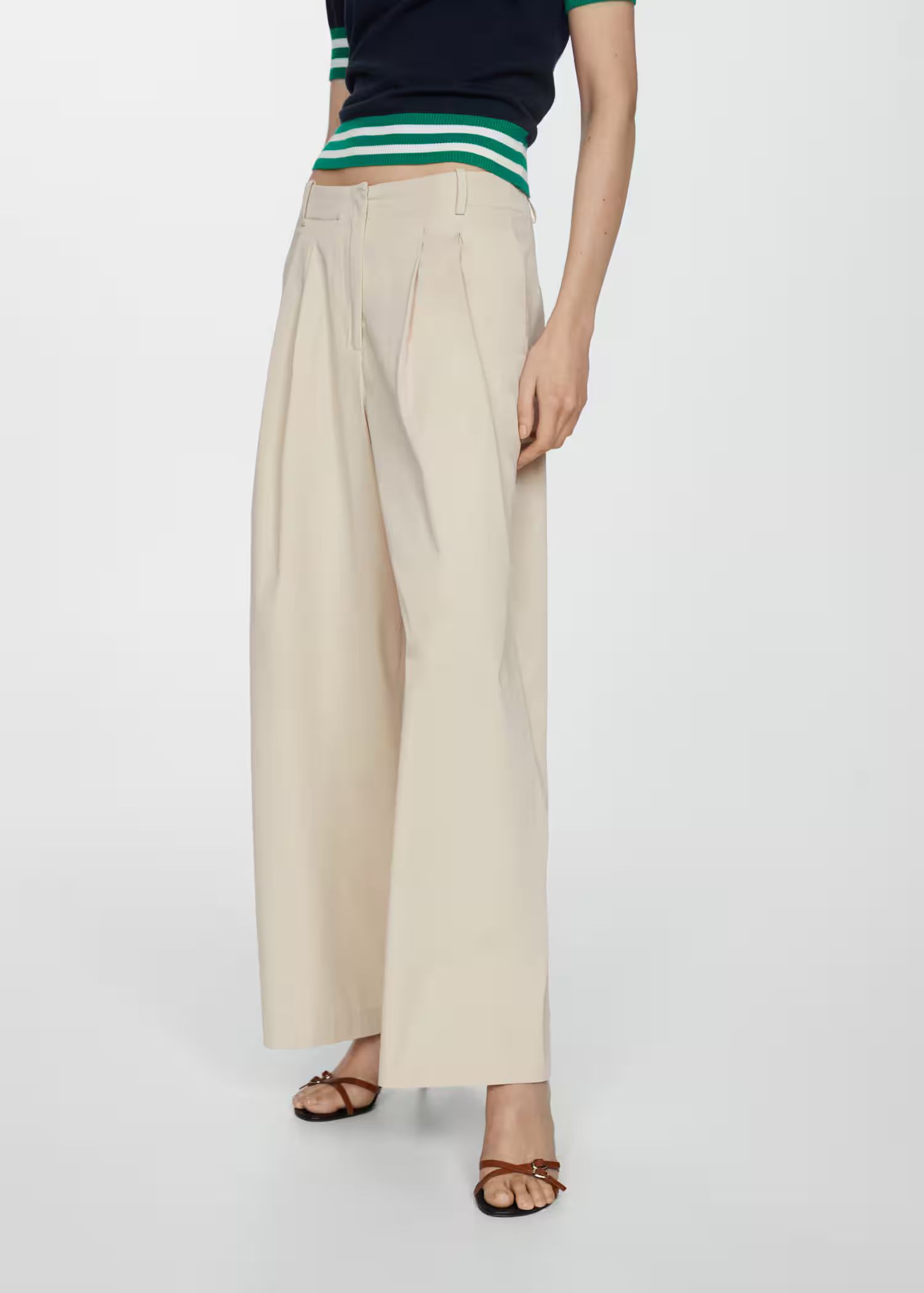 Wideleg pleated trousers -  Woman | Mango Canada | Mango Canada