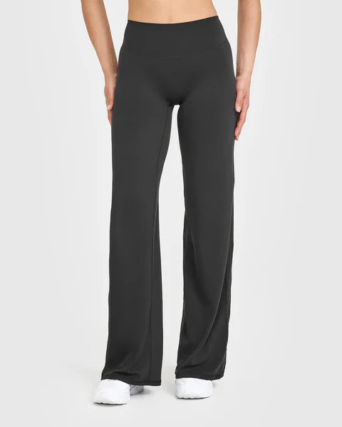 SoftMotion™ Straight Leg Bottoms with White Logo 
 Soft Black | Oner Active (UK / US)