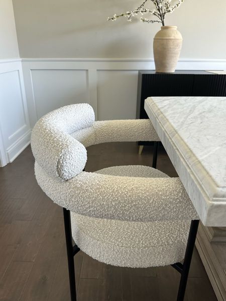 Boucle dining room chairs 
Dining chairs 
Boucle 

#LTKhome