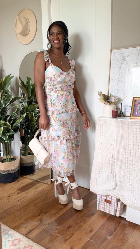 🌸 Spring Birthday Brunch Outfit 🌸

Found this floral ruffle strap midi dress on Few Moda, tie up espadrille heels and white patent leather handbag on JustFab, pearl hoop earrings on Amazon, and crystal initial necklace is from Ettika. Wearing a size M in the dress and a size 9 in shoes. This spring outfit is great for this upcoming Mother’s Day, brunch, date night, as a wedding guest dress, and a  travel outfit.

#LTKstyletip #LTKshoecrush #LTKmidsize