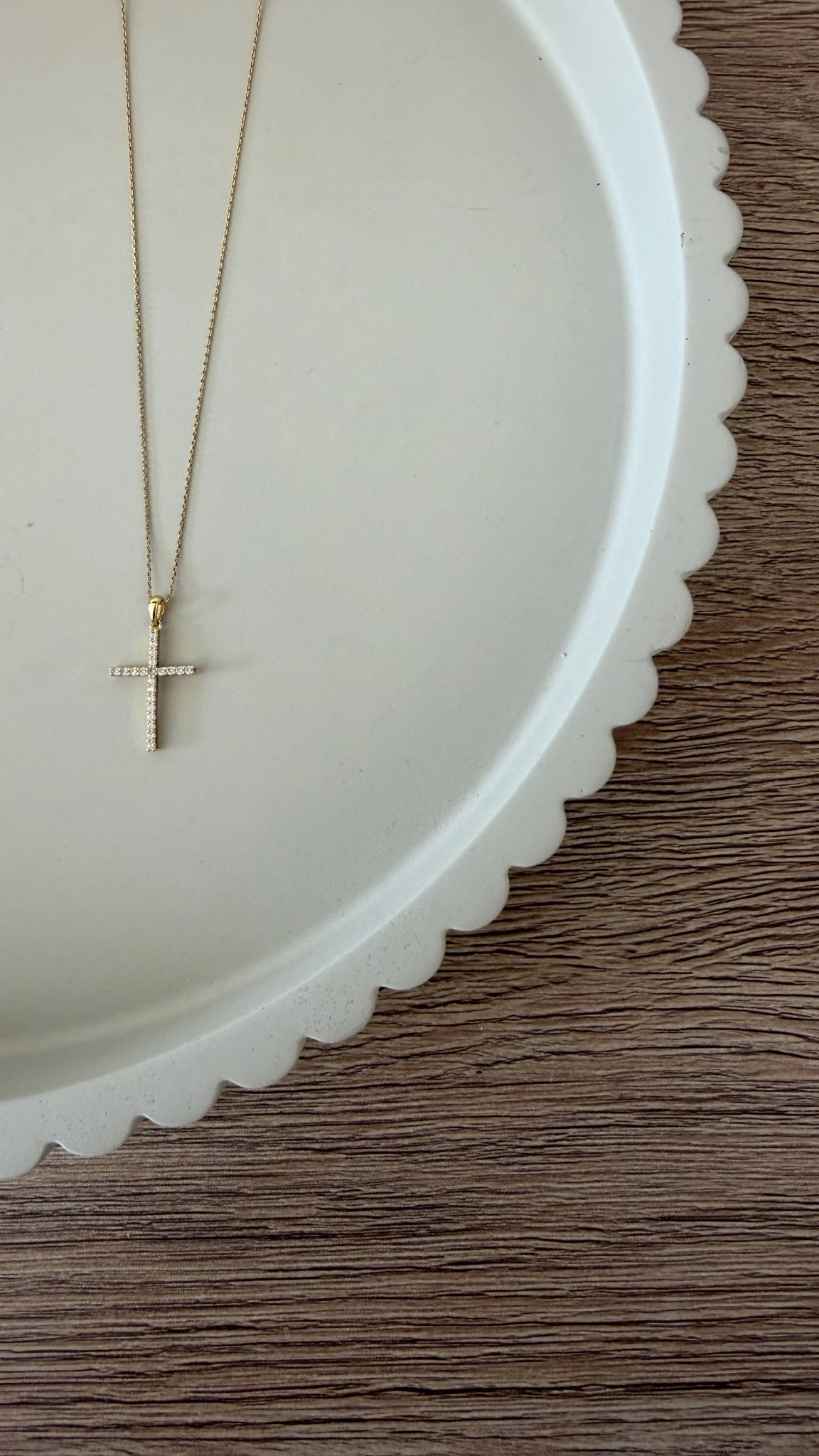 Dainty 14ct gold plated cross necklace

#LTKSeasonal #LTKOver40 #LTKootd