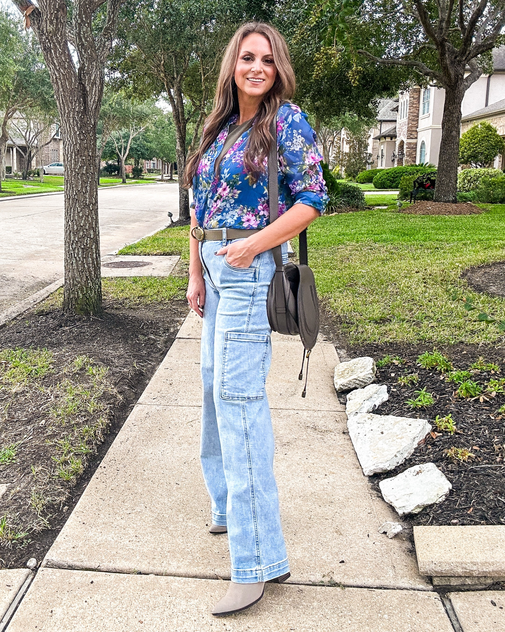 Cute new arrivals from kut from the cloth for fall! Love these carpenter jeans, they have the fab ab panel which is so slimming. Is my code LORI for 15% off your entire purchase! 

#LTKSeasonal #LTKmidsize #LTKstyletip