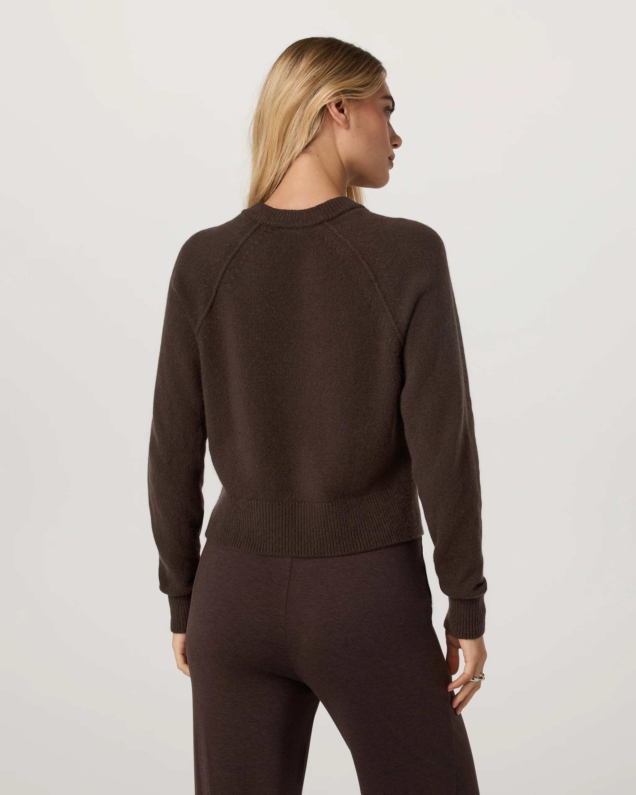 Émilie Cashmere Crew | Vuori Clothing (US & Canada)