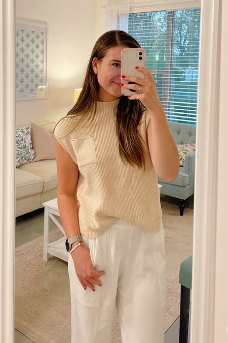 Wearing the Amazon Free People Freya Set dupe in size Small 🤎 Runs TTS! Super comfy for lounging or a travel day!!

#LTKU #LTKtravel #LTKfindsunder50