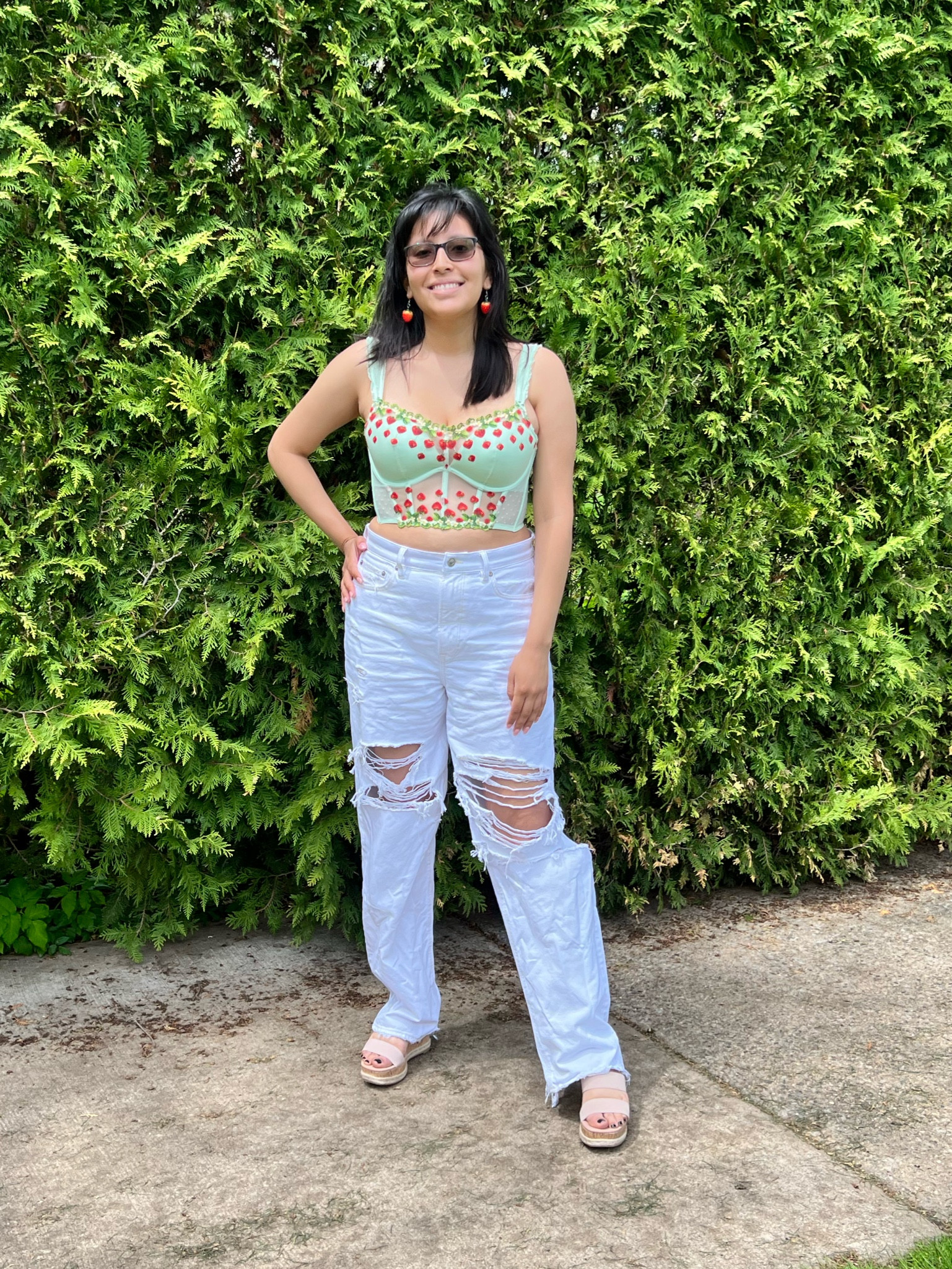 American Eagle White Distressed Jeans and Madden Girl from Macy’s Wedges

#LTKshoecrush #LTKunder100
