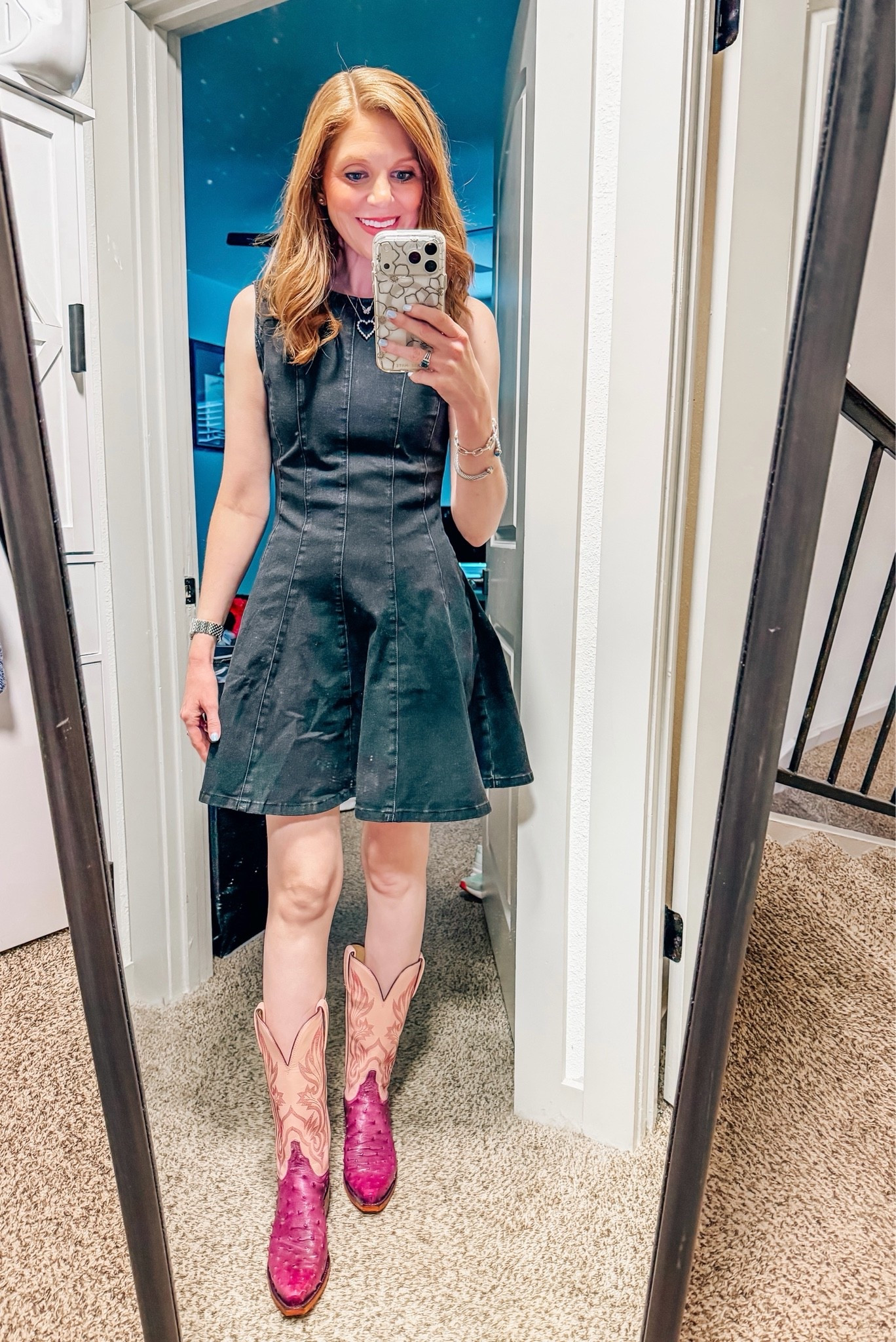 Denim dress XS boots TTS

#LTKgrwm #LTKootd #LTKSeasonal