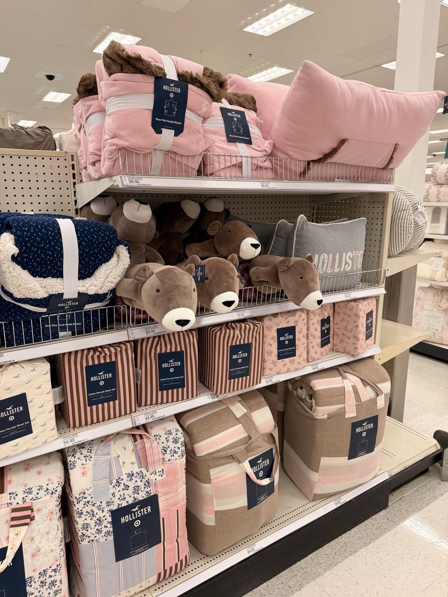 New Hollister bedding at Target ✨