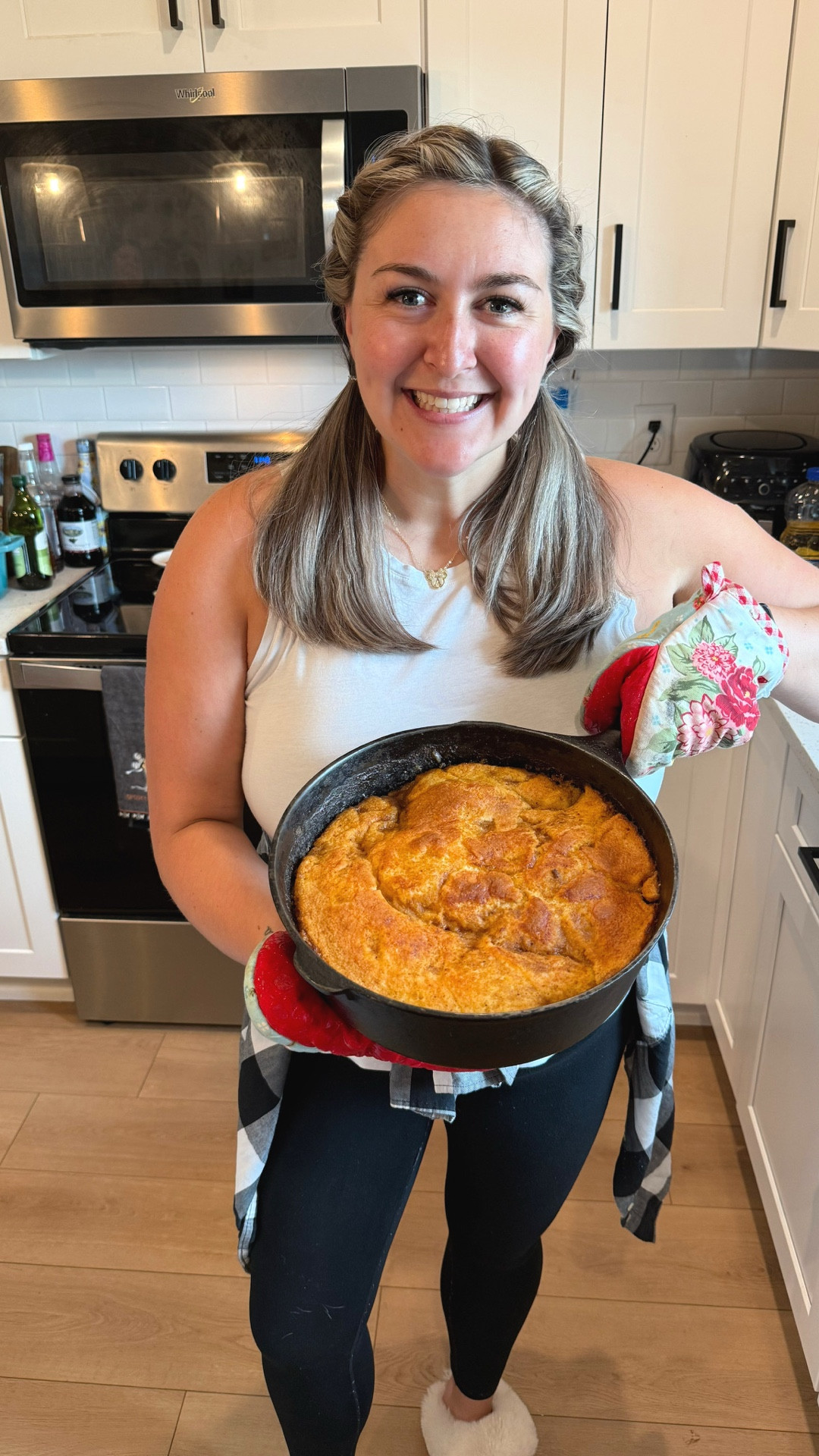 Episode 2 of our Cozy Fall Recipe Series: Chili Cornbread Skilket!

Recipe: 
- 1 onion diced
- 1lb ground beef seasoned with garlic powder, salt&pepper, and Worcestershire sauce
- 1 can bean of choice 
- 1 can of rotel (diced tomatoes with green chilies)
- 1 cup beef broth
- 1 tsp of cumin
- 1 tbsp chili powder
- 1 cup of shredded cheese of choice
- 1 package of cornbread (mixed as bag or box says)
*Bake at 425 for 20 minutes 

#thearthurs #arthurfarmhouse #sunshinekitchen #cookingwithsunshine #fallrecipe #fallrecipes #chili #cornbread 

#LTKSeasonal #LTKHome #LTKParties