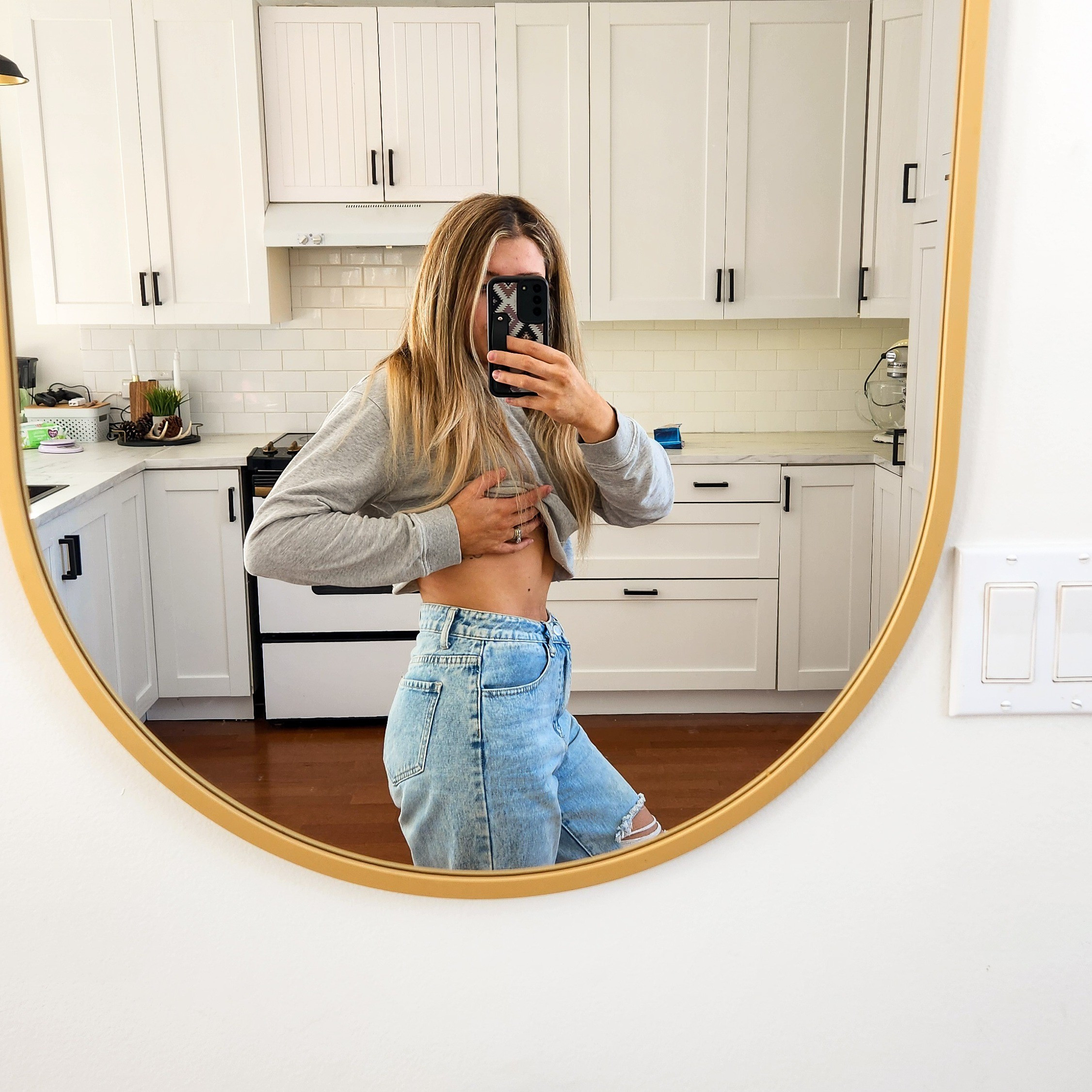 I can feel the seasonal depression melting away.#denim #spring #ootd #refresh 

#LTKpetite #LTKsummer #LTKcanada