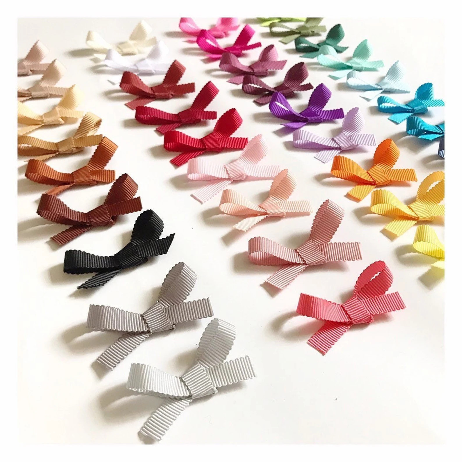 Read the full title
    Petersham Scalloped Ribbon Hand-Tied Bow Hair Accessory ~ 37 Colours to C... | Etsy (US)