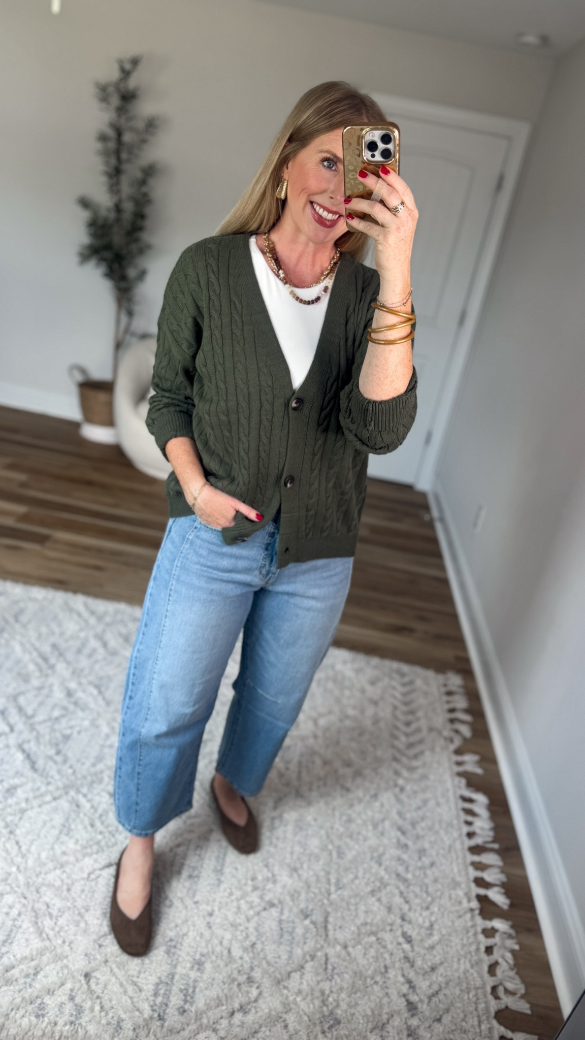 Daily try on, Walmart outfit, Walmart fashion, Walmart try on, cable knit cardigan, barrel jeans

#LTKootd