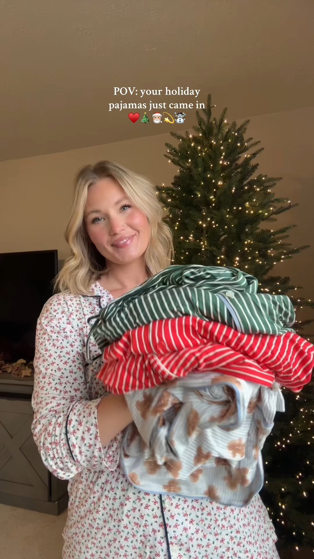 viral aerie Christmas and holiday pajamas! 

#LTKdayinmylife #LTKFindsUnder50 #LTKHoliday