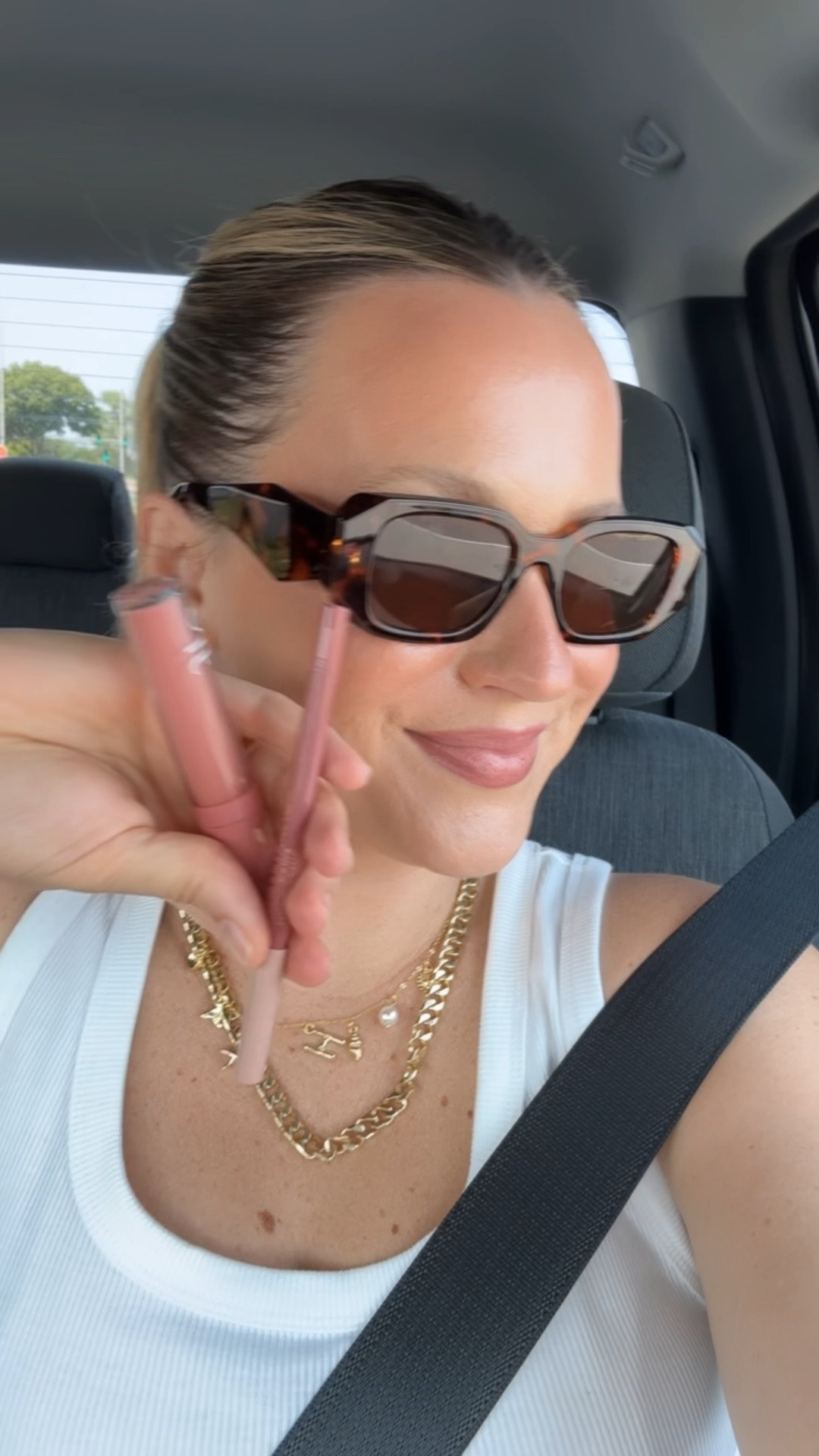 The perfect affordable glossy nude lip 
Liner: line leader
Gloss: pink me Girl 

#nudelip #lipcombo #affordablemakeup #everydaymakeup 

#LTKBeauty #LTKSaleAlert #LTKFindsUnder50