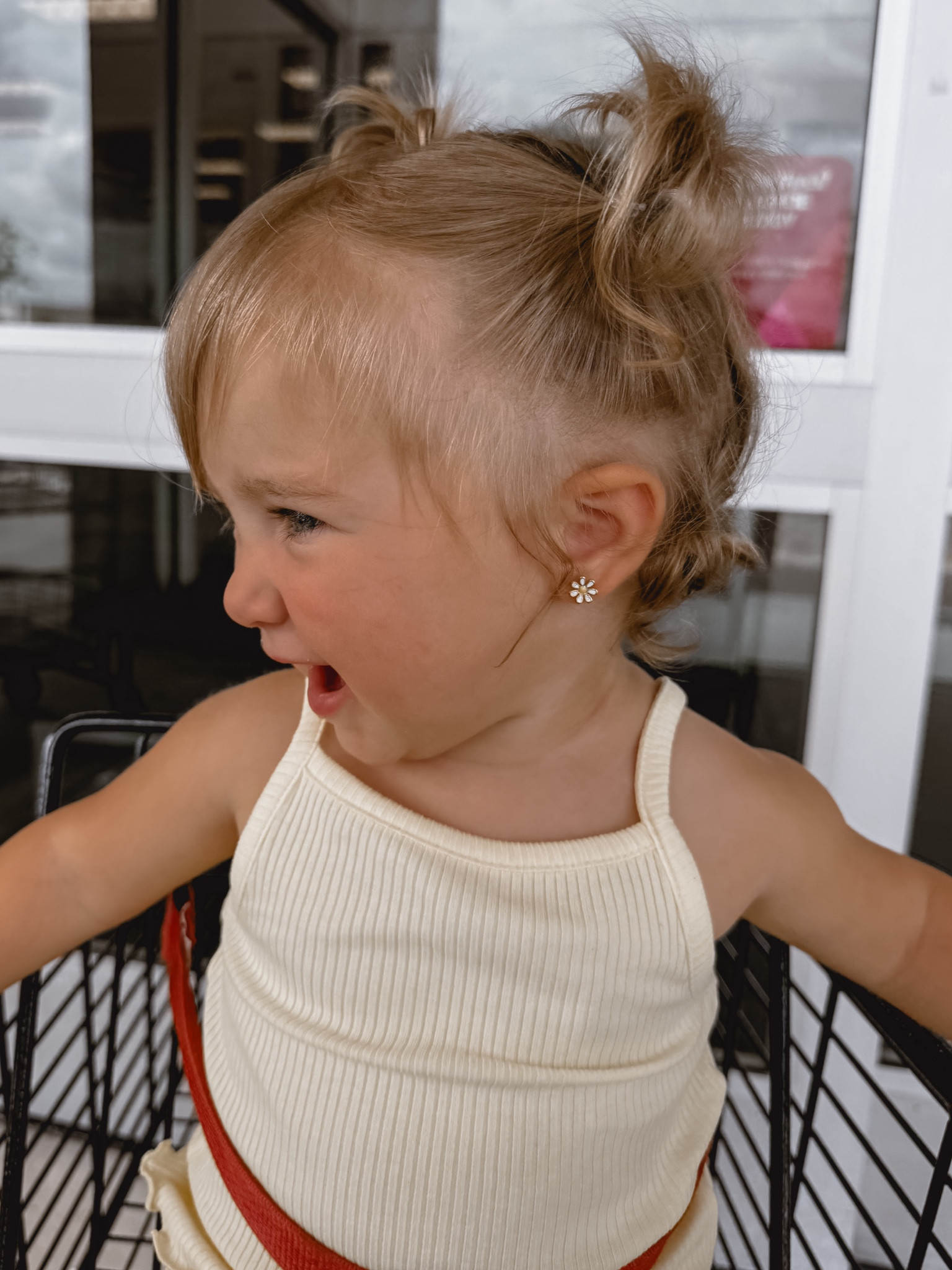 Baby girl Hypoallergenic Earrings 🤍