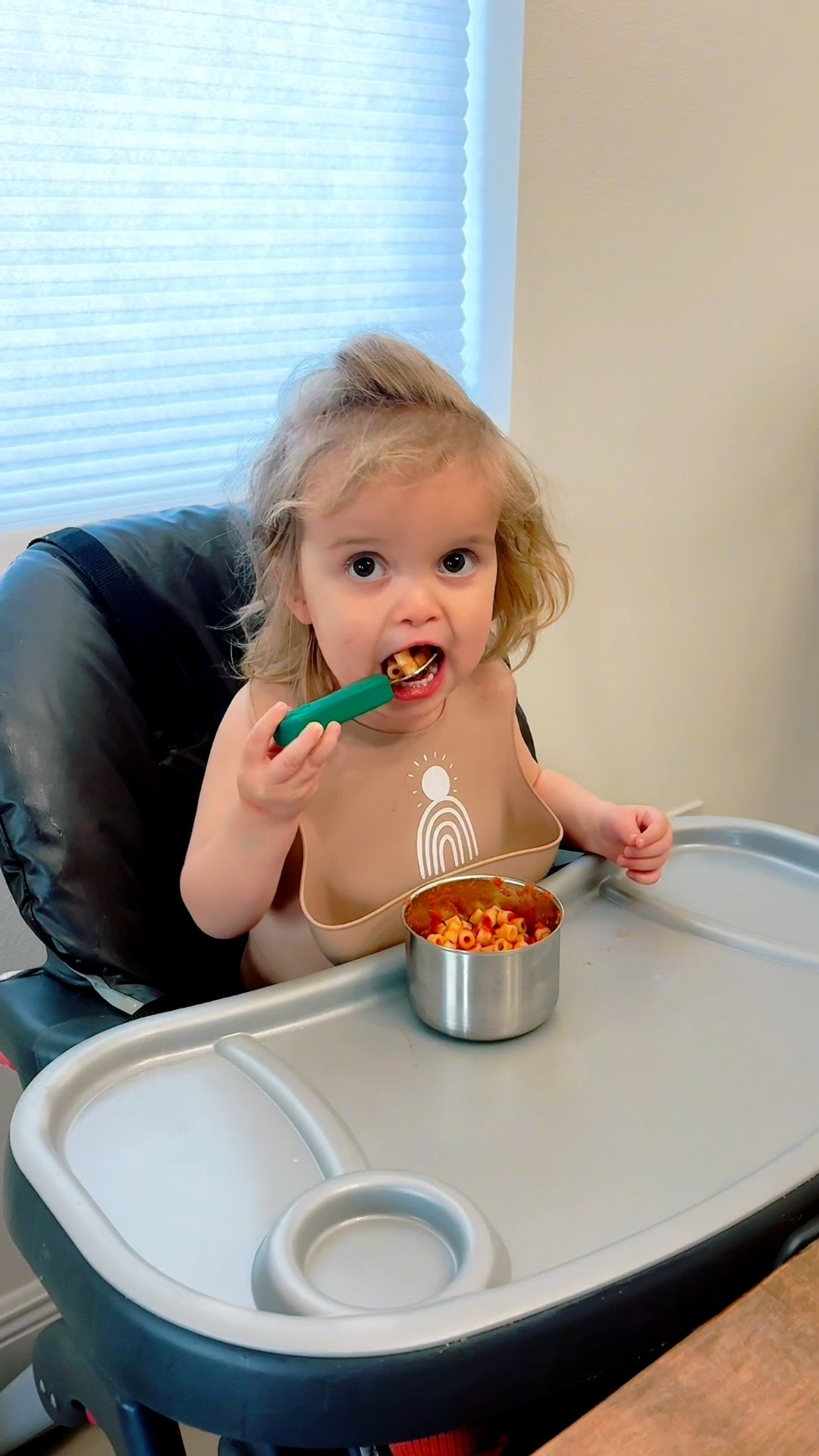 Let’s normalize freezer to table, shall we?!
No spills. Leftovers handled. 🥣✨

@Mommy_great.official #momhacks 💡#tiktokmademebuyit 🛒 #momlife 🤍 #babymeals 🍼 #kitchenmusthaves 🍽️

#LTKdayinmylife #LTKKids #LTKmomlife