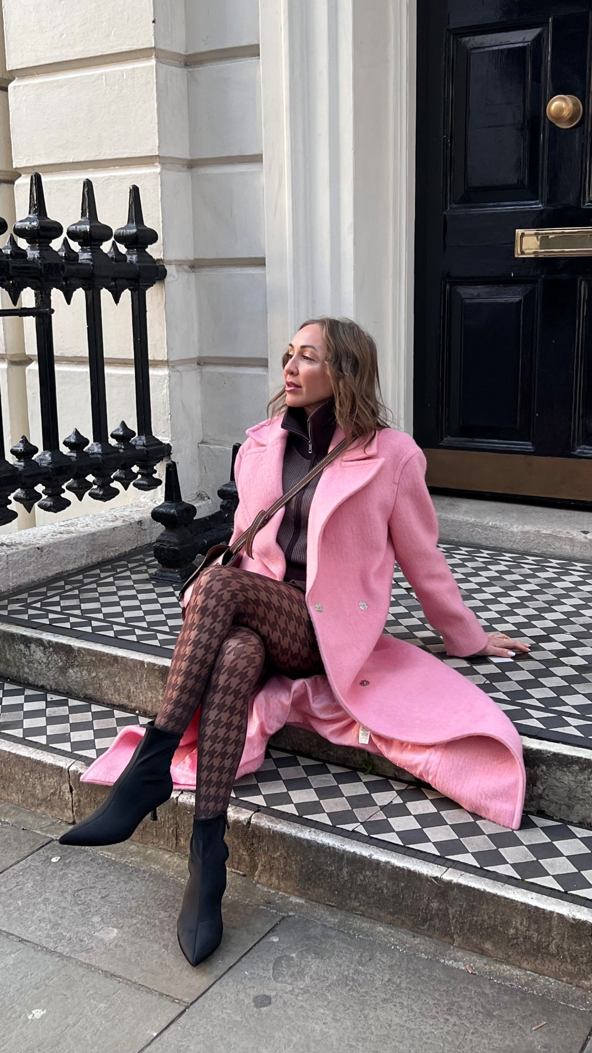 Pink coat 

#LTKuk #LTKwinter #LTKfestive
