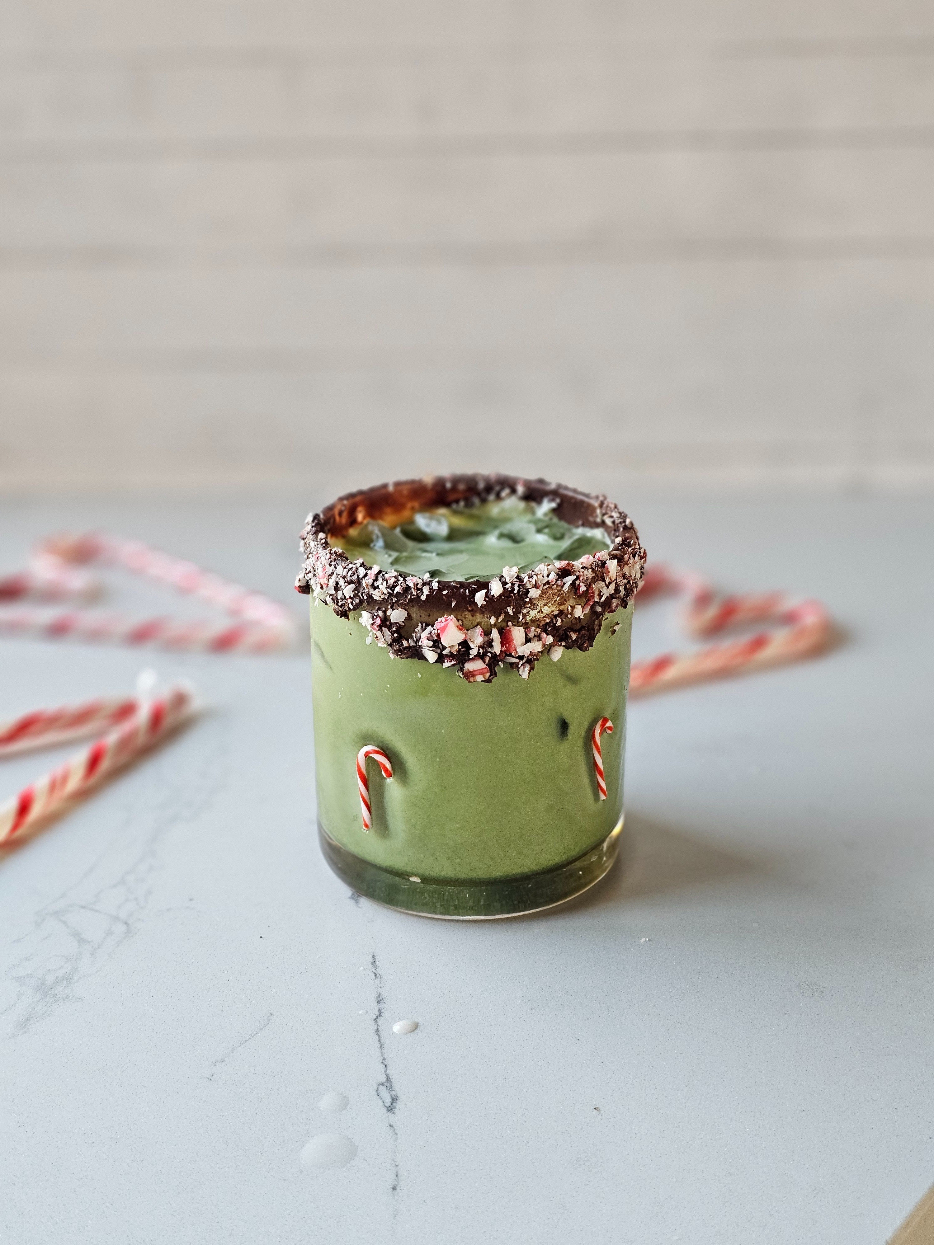 Candycane holiday glass. 14oz. #crateandbarrel#holidayglassware

