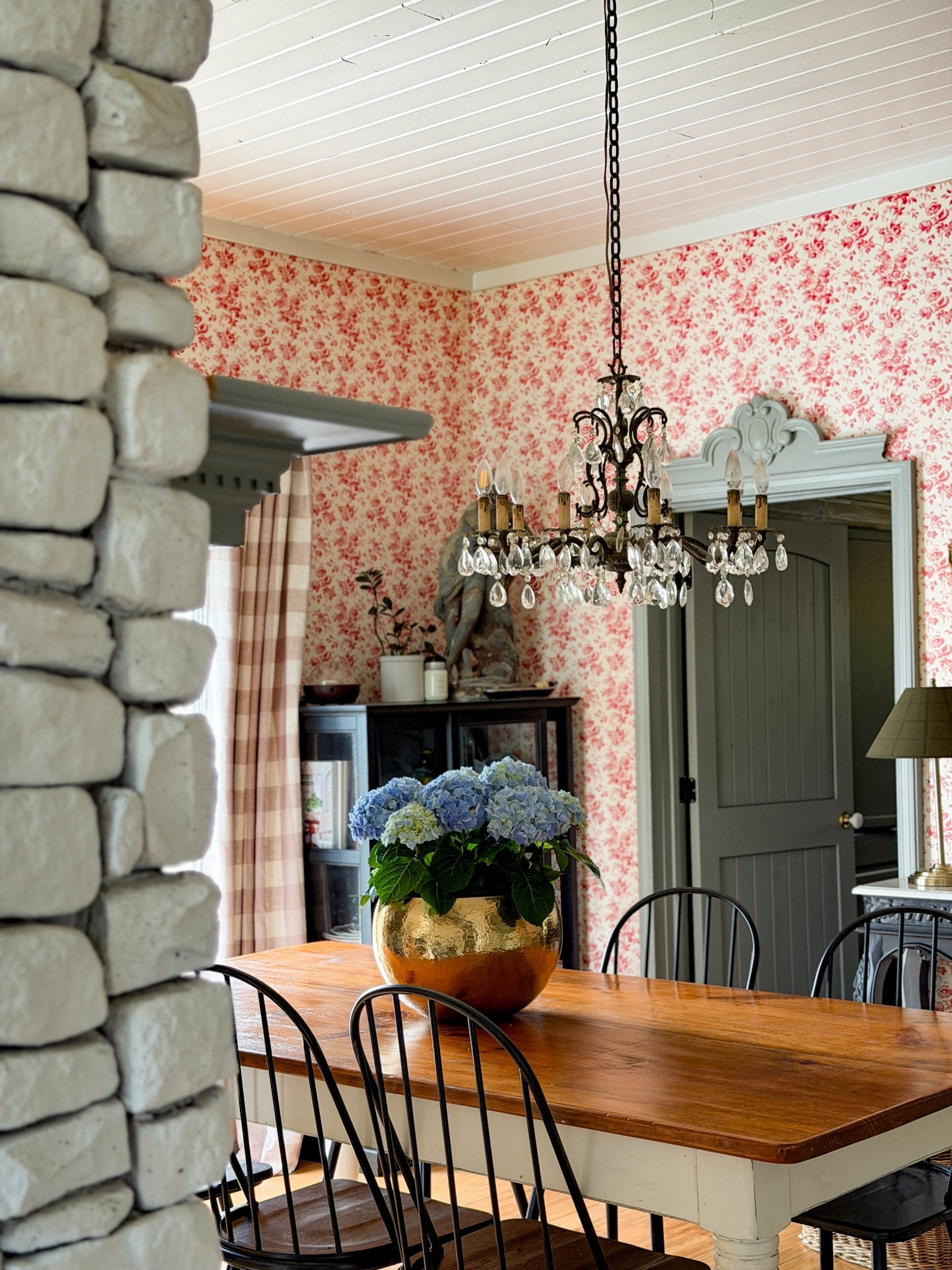 Dining room 🌿💕

#LTKSeasonal #LTKHome