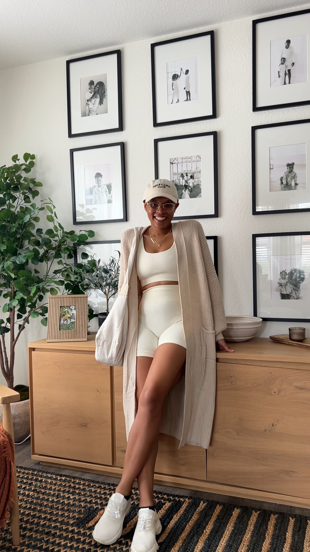 Afterschool pick up outfits are always better than morning drop off outfits. I mean who doesn’t love a good neutral fit? 

Neutral outfit, mom style, spring outfit, airport outfit, activewear, errands outfit 

#LTKstyletip #LTKActive #LTKVideo