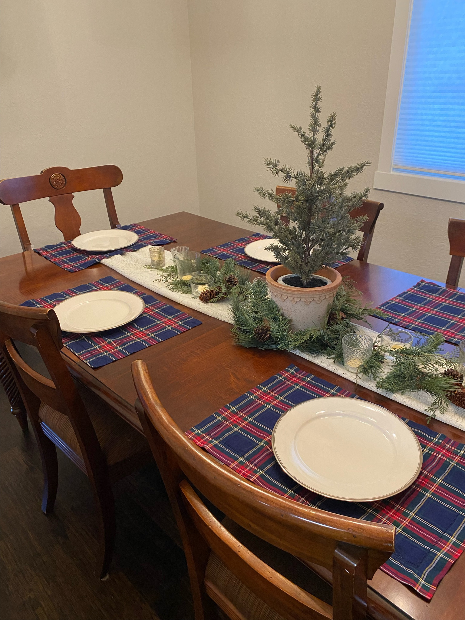 Love these placemats from Petite Plume! 

#LTKHoliday #LTKSeasonal #LTKFindsUnder100