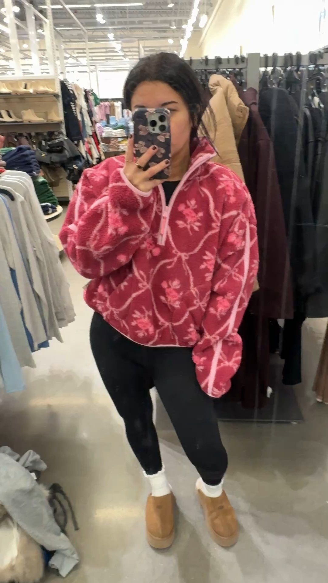 the cutest and coziest pullover, currently 40% off!

#LTKHoliday #LTKGiftGuide #LTKSaleAlert