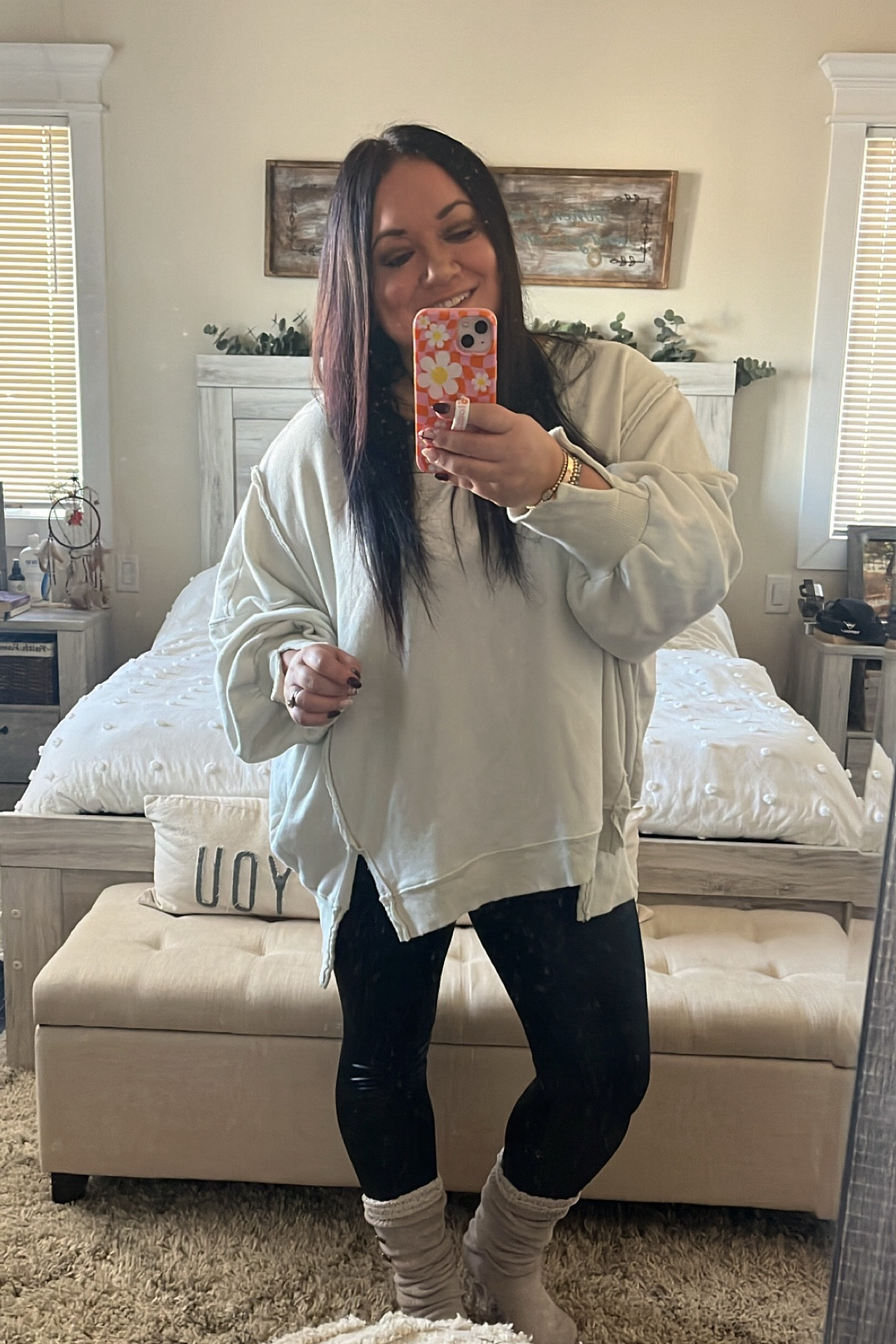 Comfy sweaters with leather leggings 🖤🎀

#LTKSeasonal #LTKstyletip #LTKGiftGuide