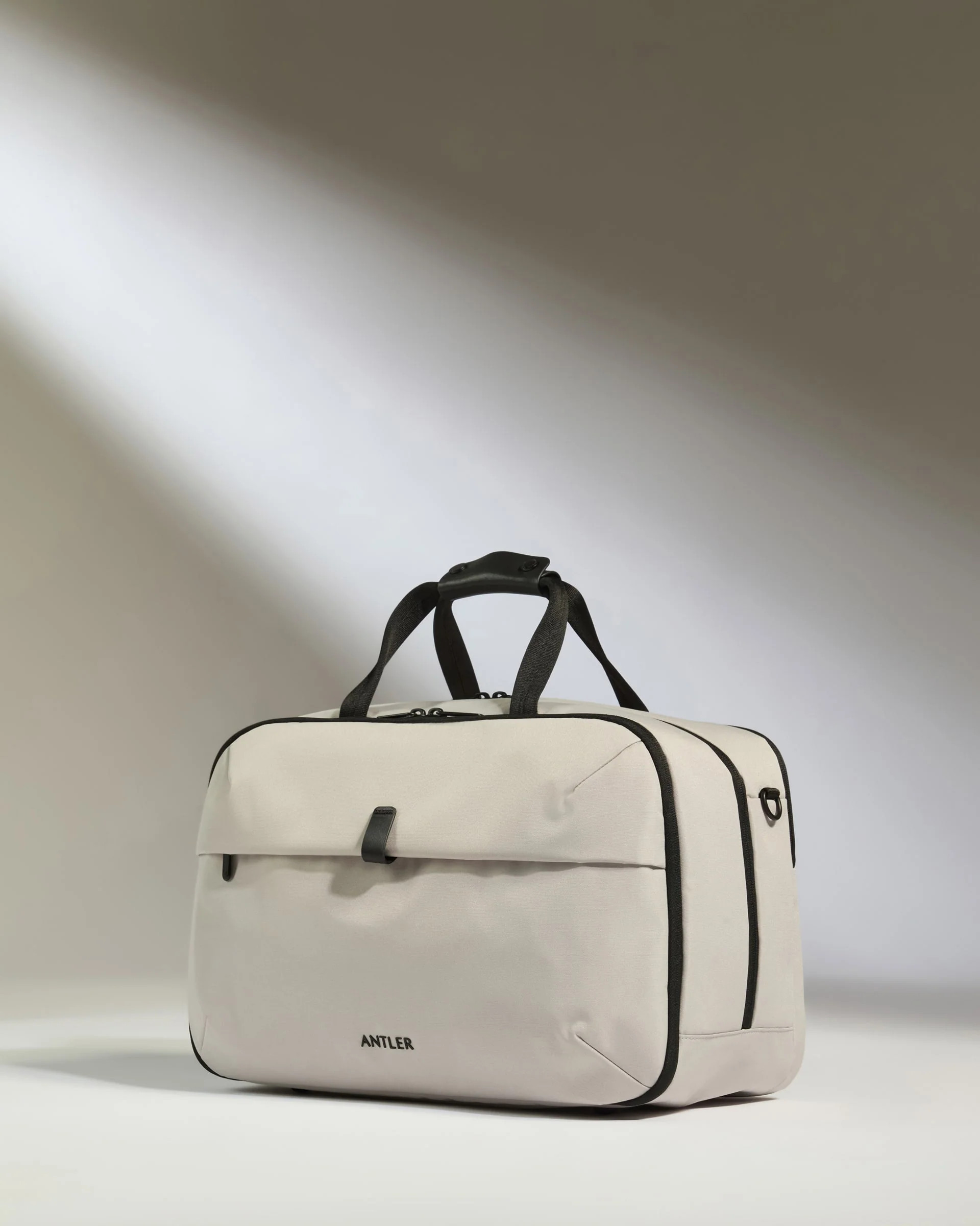 Overnight Bag in Taupe - Urban Light | Weekend Bags & Overnight Travel Bags | Antler USA
