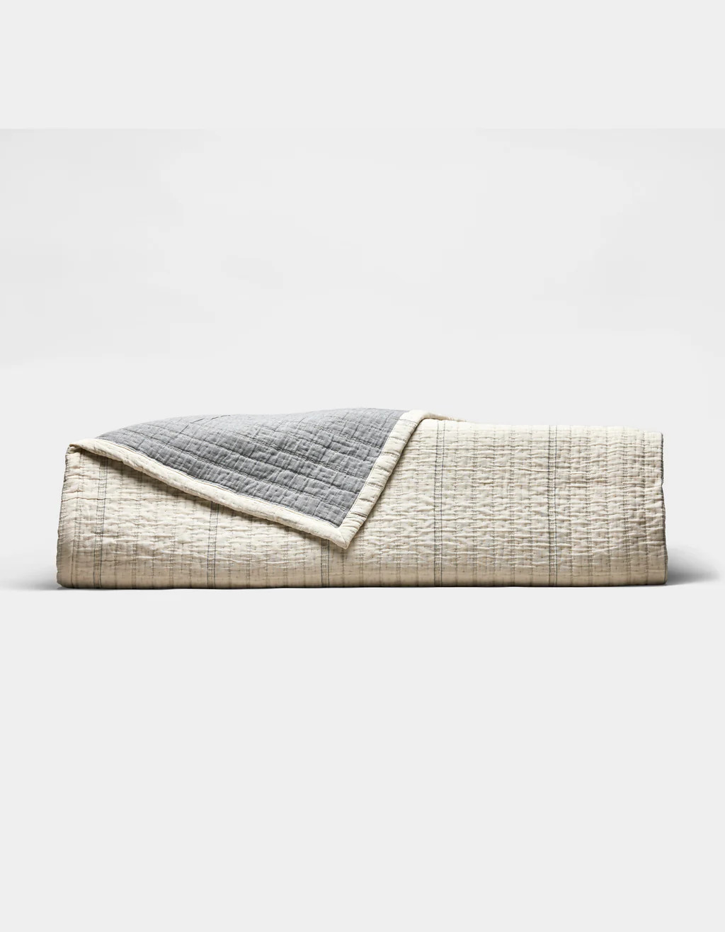 Baja Matelasse Coverlet | Cozy Earth
