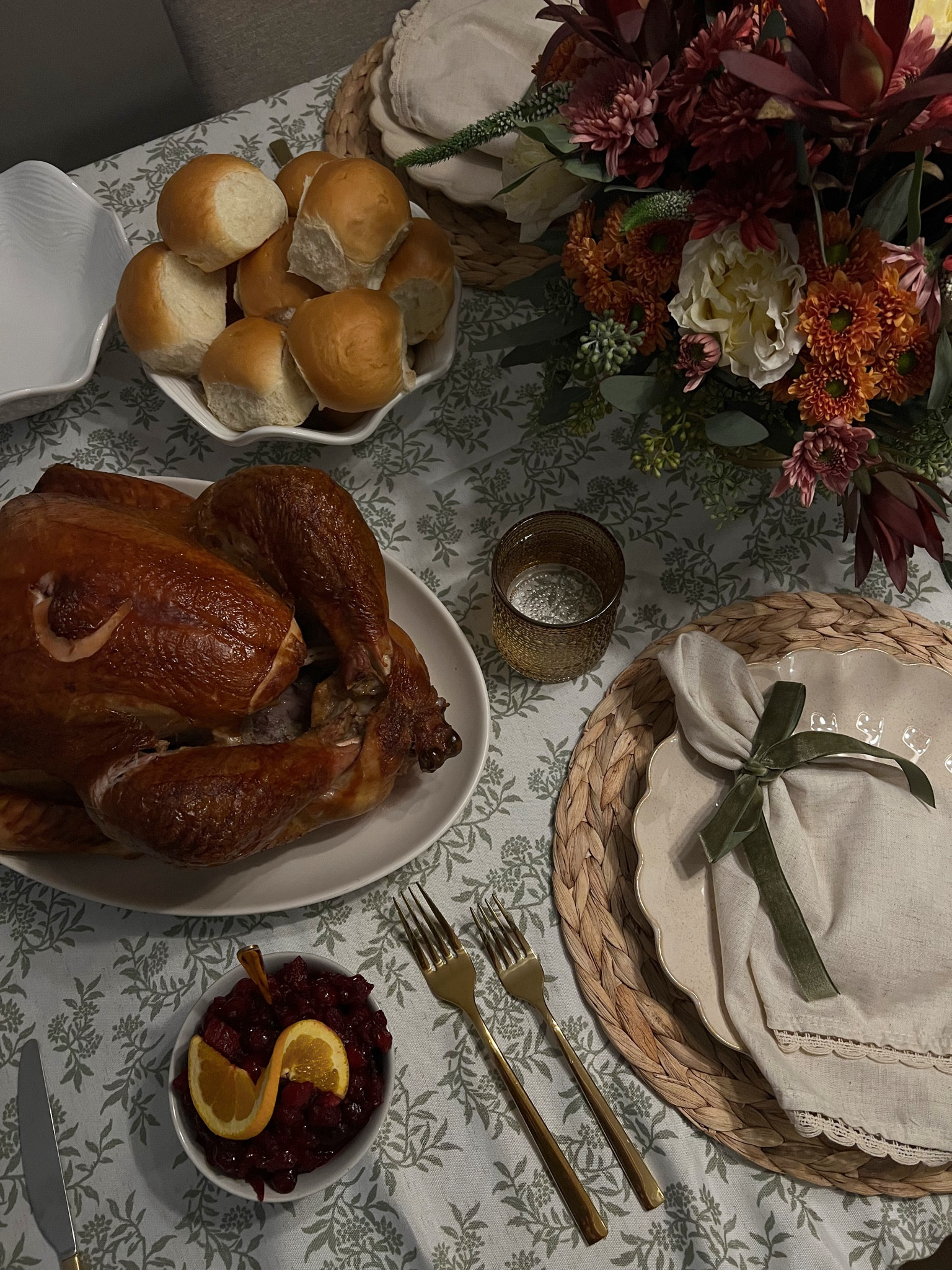 Thanksgiving tablescape links! 🥰🦃 

#LTKSeasonal #LTKHome #LTKHoliday