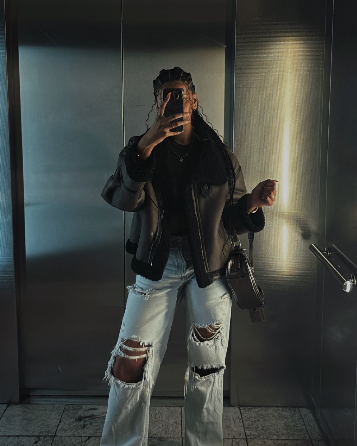 Lift pictures are essential✨

Jeans are Stradivarius however the jeans linked are similar but also Stradivarius 

#LTKuk #LTKeurope