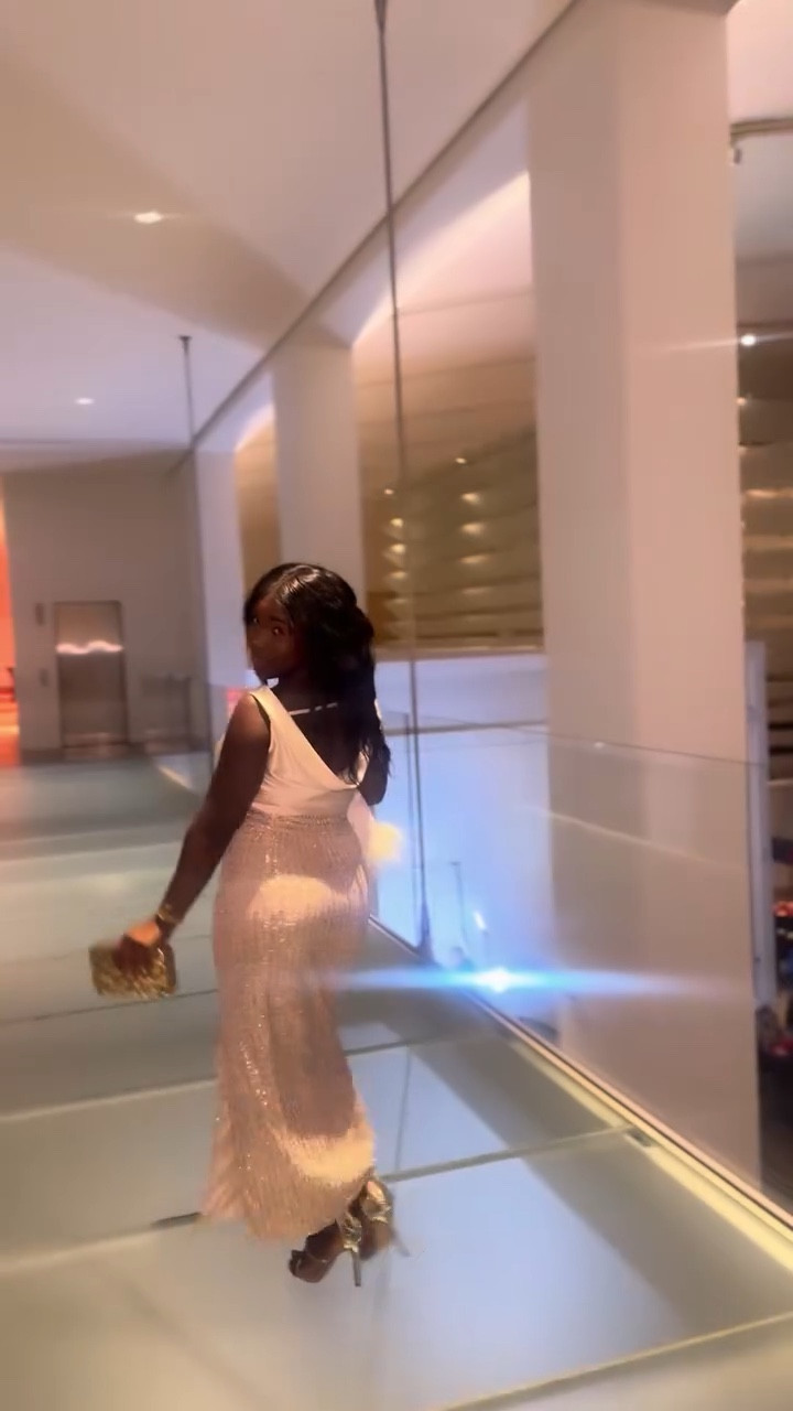 Suspect minds her business. 
Suspect is a pleasant surprise. 
Suspect is guilty of being stylish.
Suspect is a New Yorker, so she’s not going back inside until everyone has seen her outfit . 

Suspect says :

Comment SHOP below to receive a DM with the link to shop this post on my LTK ⬇ https://liketk.it/4ZCAw

_________________________________________
#suspectchallenge #ootd #lifestyleblogger #explorepage 
#holidayparty
 #holidayoutfitideas #lifestylephotography 
#inmybagchallenge #TheGlamThread #100degreesofmnk