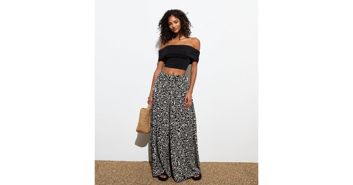 Black Abstract Print Wide Leg Trousers | New Look | New Look (UK)