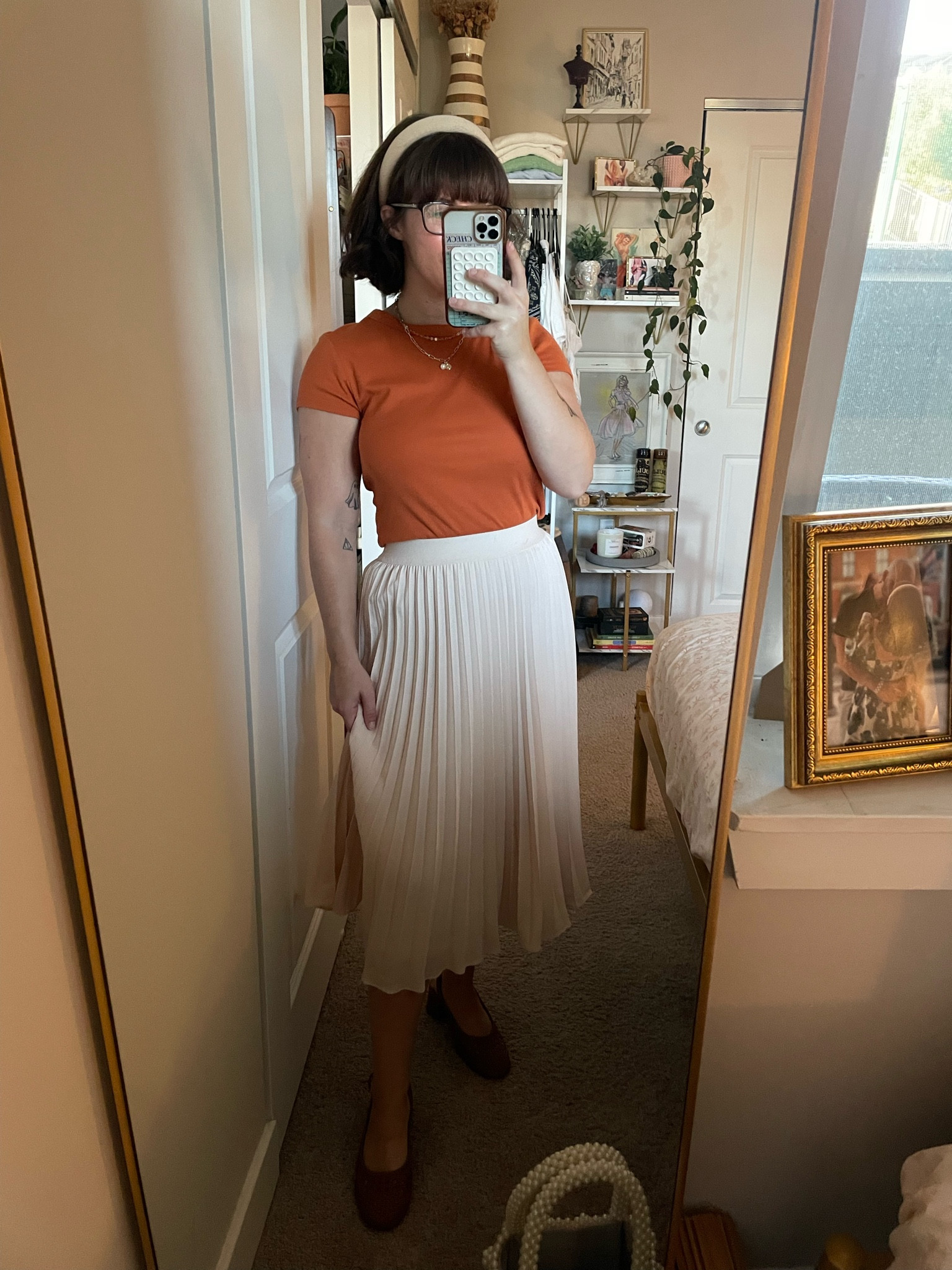 I live styling a basic tee with more sophisticated pieces. Wearing a small in the skirt  

#LTKWorkwear #LTKFindsUnder50 #LTKStyleTip