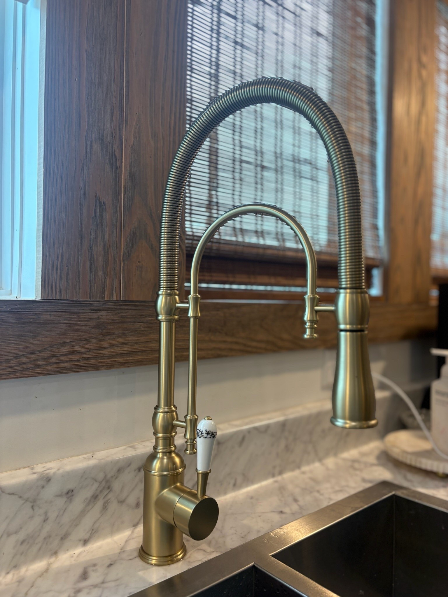New faucet from Amazon!

#LTKdayinmylife #LTKHome #LTKvlog