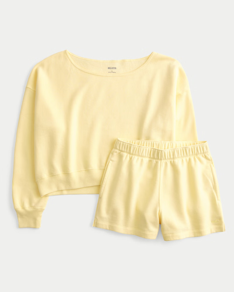 Easy Double Off-the-Shoulder Sweatshirt | Hollister (US)