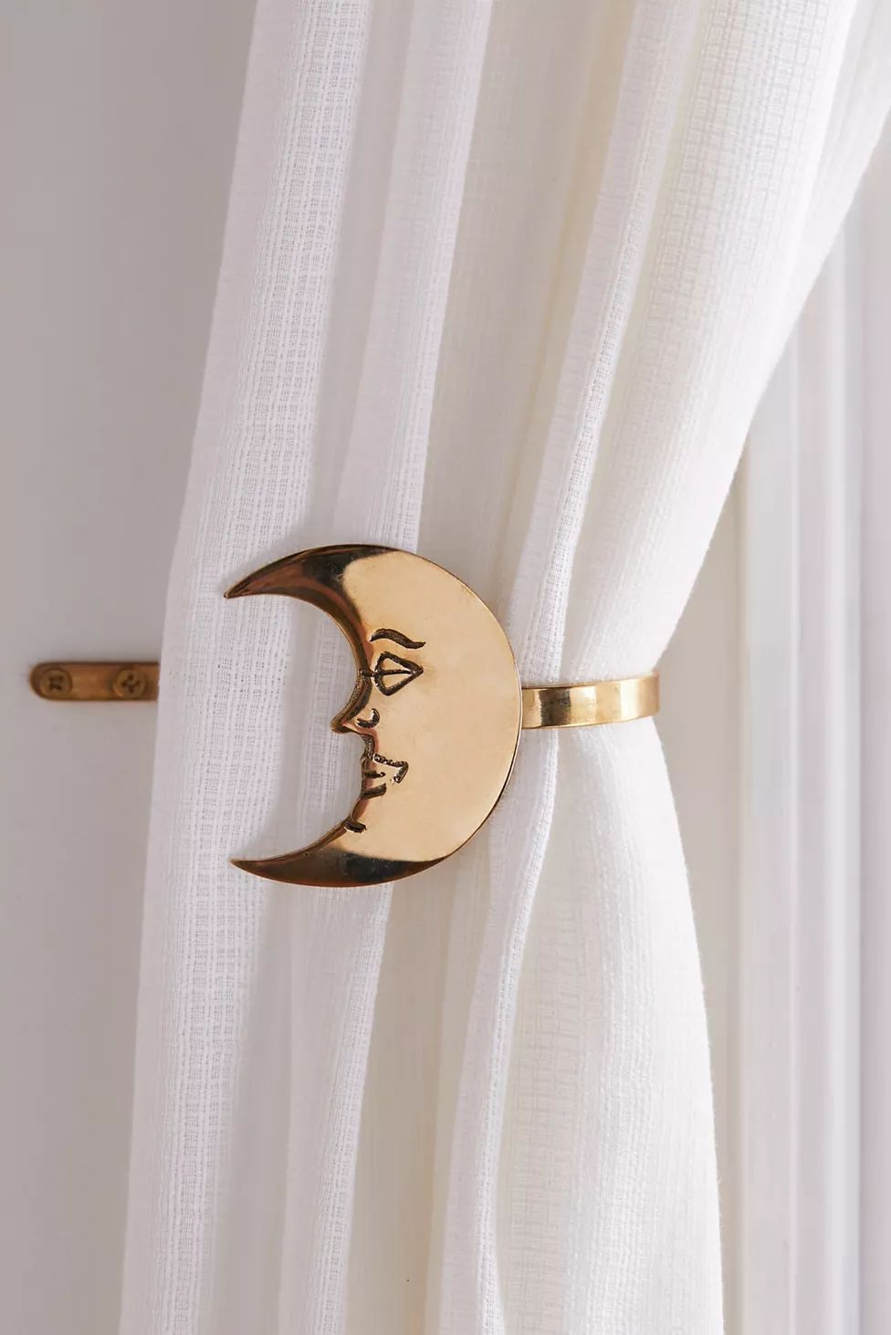 Crescent Moon Metal Curtain Tie-Back Set | Urban Outfitters (US and RoW)