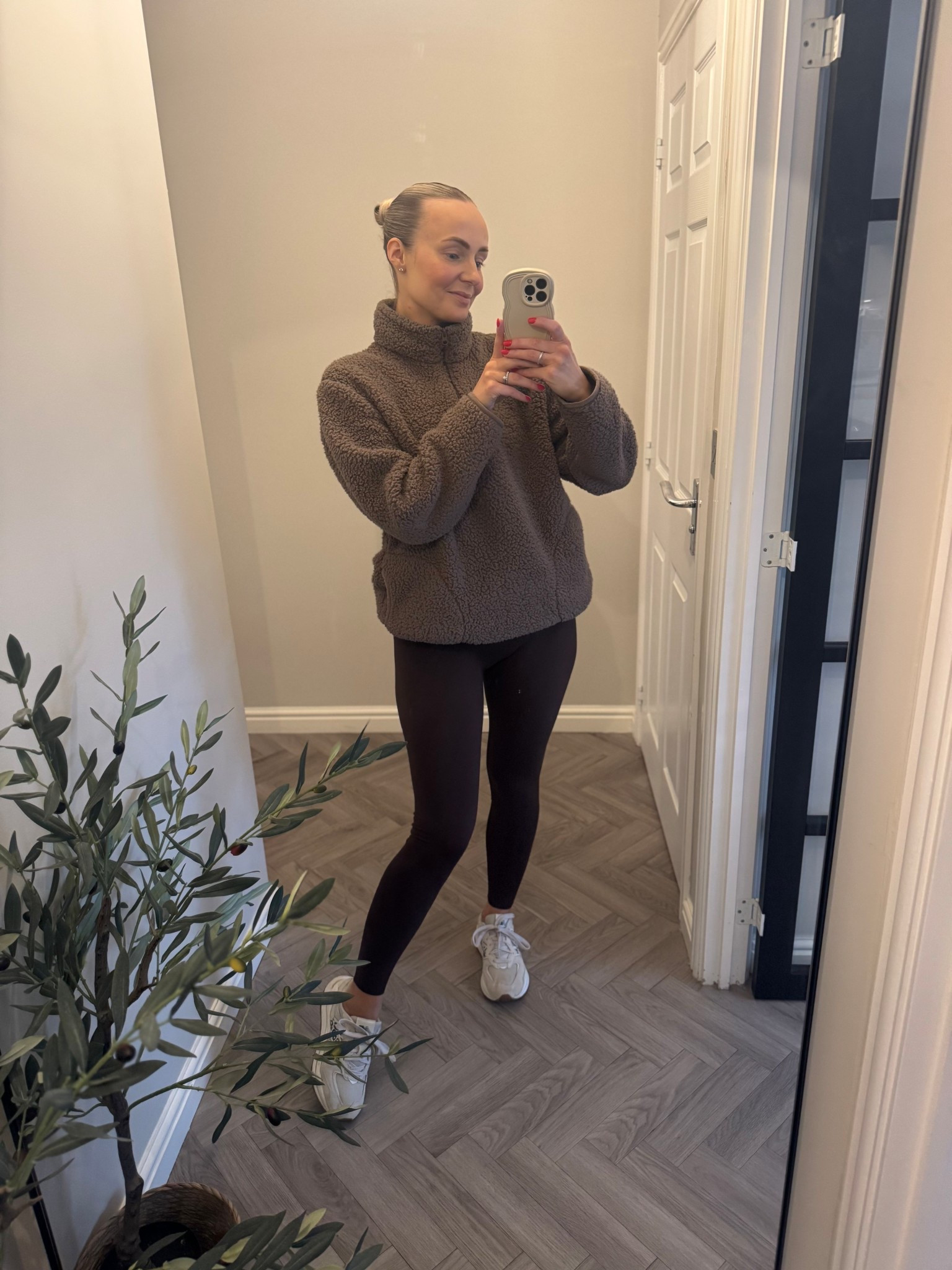 🐻 Leggings for the rest of Jan …. 

Leggings are a Medium 

#LTKuk #LTKstyletip #LTKwinter