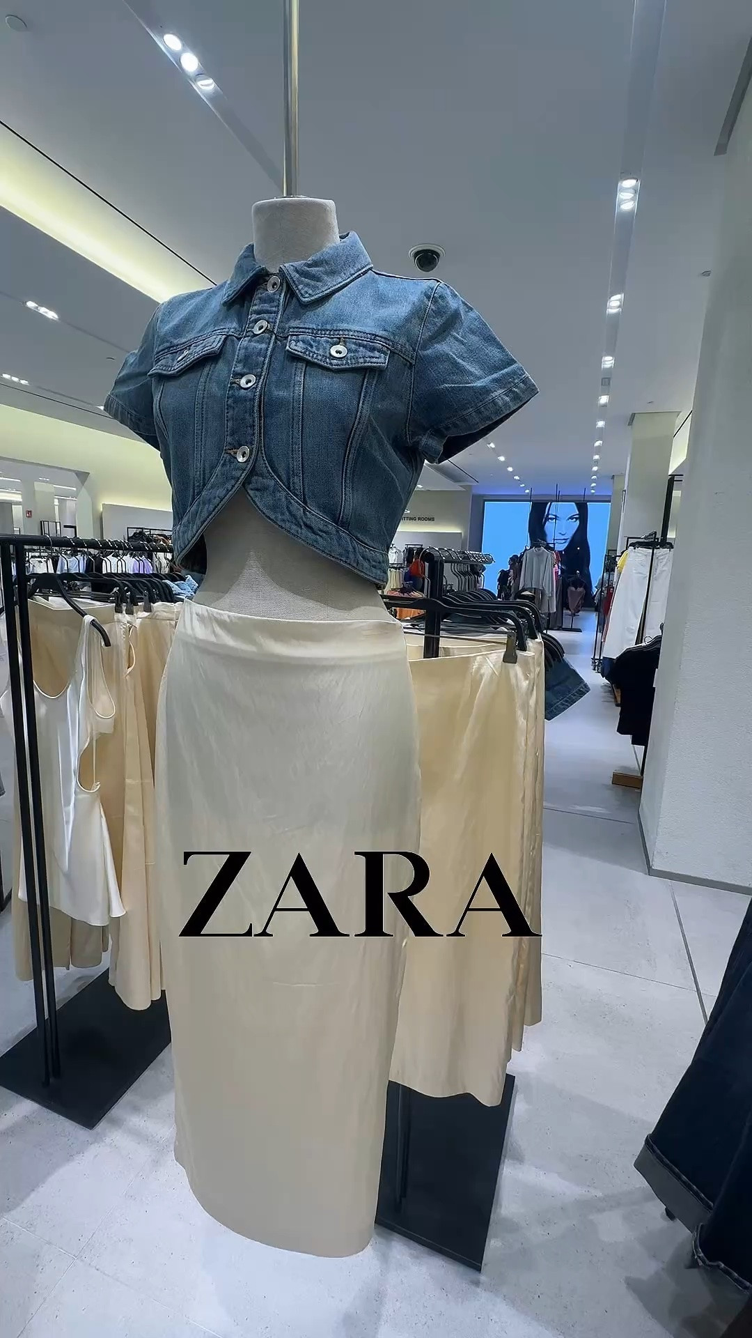 fall outfits women

ZARA denim is having a moment 🤍✨ 

This cropped denim shirt is such a cute way to elevate your everyday look. Pair it with jeans, a skirt, or your favorite trousers for an stylish vibe.

#LTKgrwm #LTKootd #LTKU