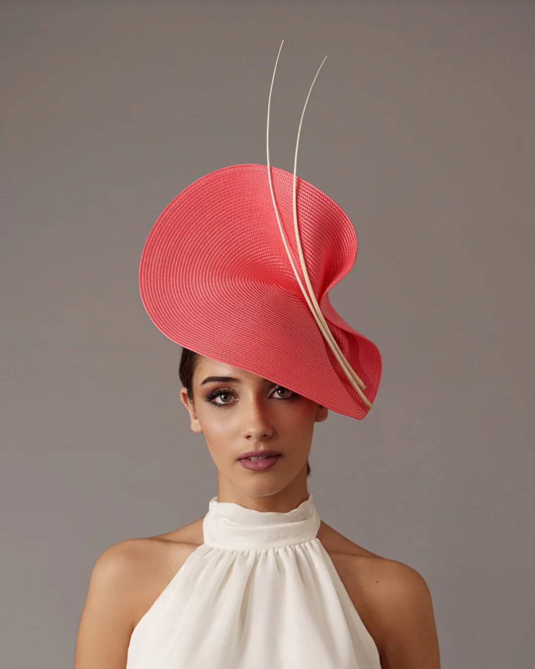 White and Coral woman derby hat - Coral Ascot ladies hat - Wedding fascinator - White Tea Party h... | Etsy (US)