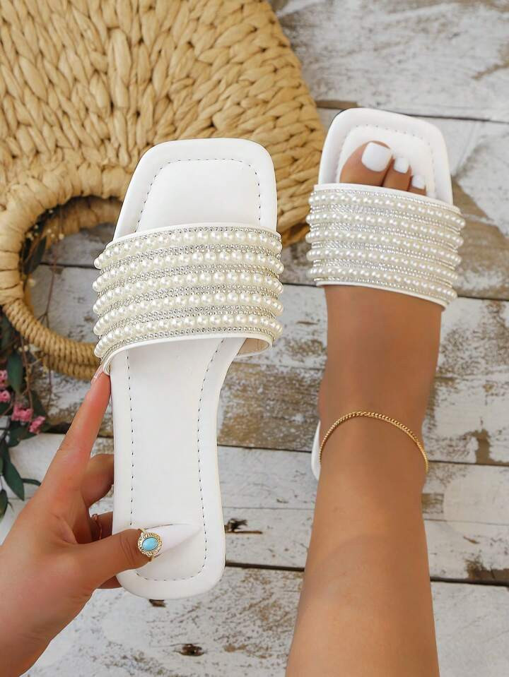 Women Rhinestone & Faux Pearl Decor Flat Sandals, Glamorous Slide Sandals For Summer | SHEIN