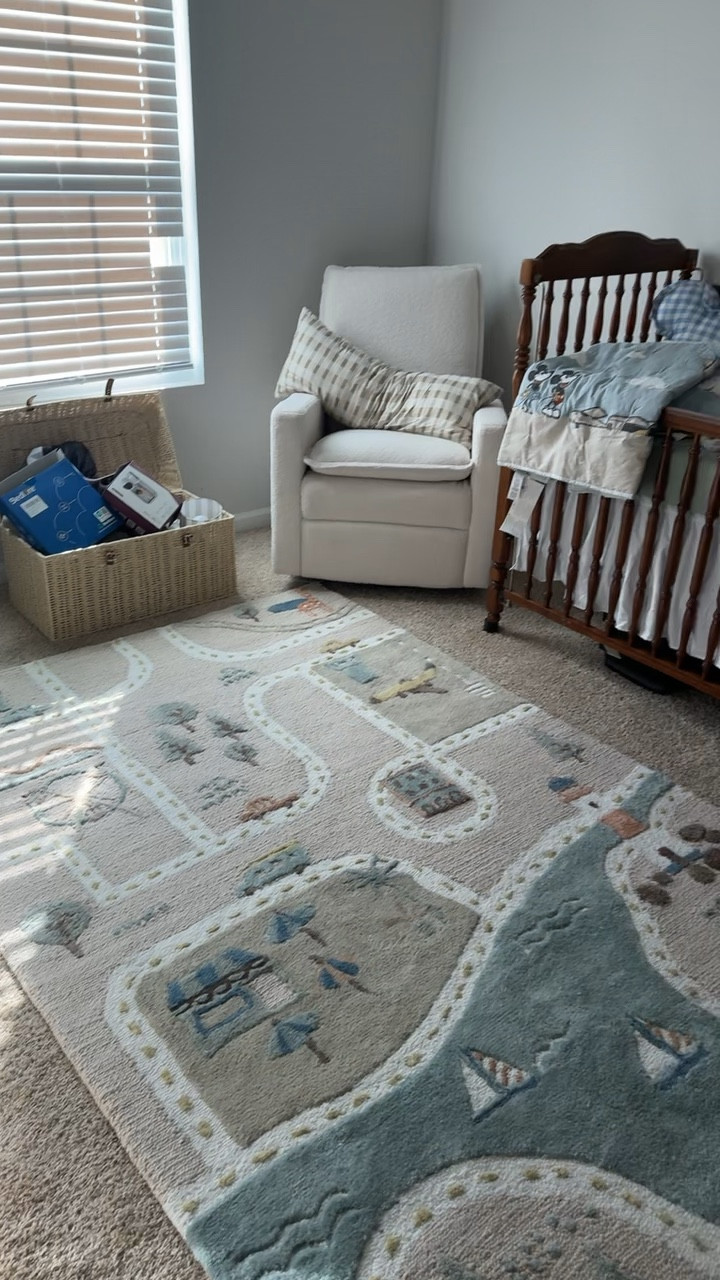 Finally got out rug in for the nursery LOVE can’t even describe it !! Baby boy is so loved already🩵 ✈️💛

#potterybarnkids #babynursery #pregnant #babyboy
