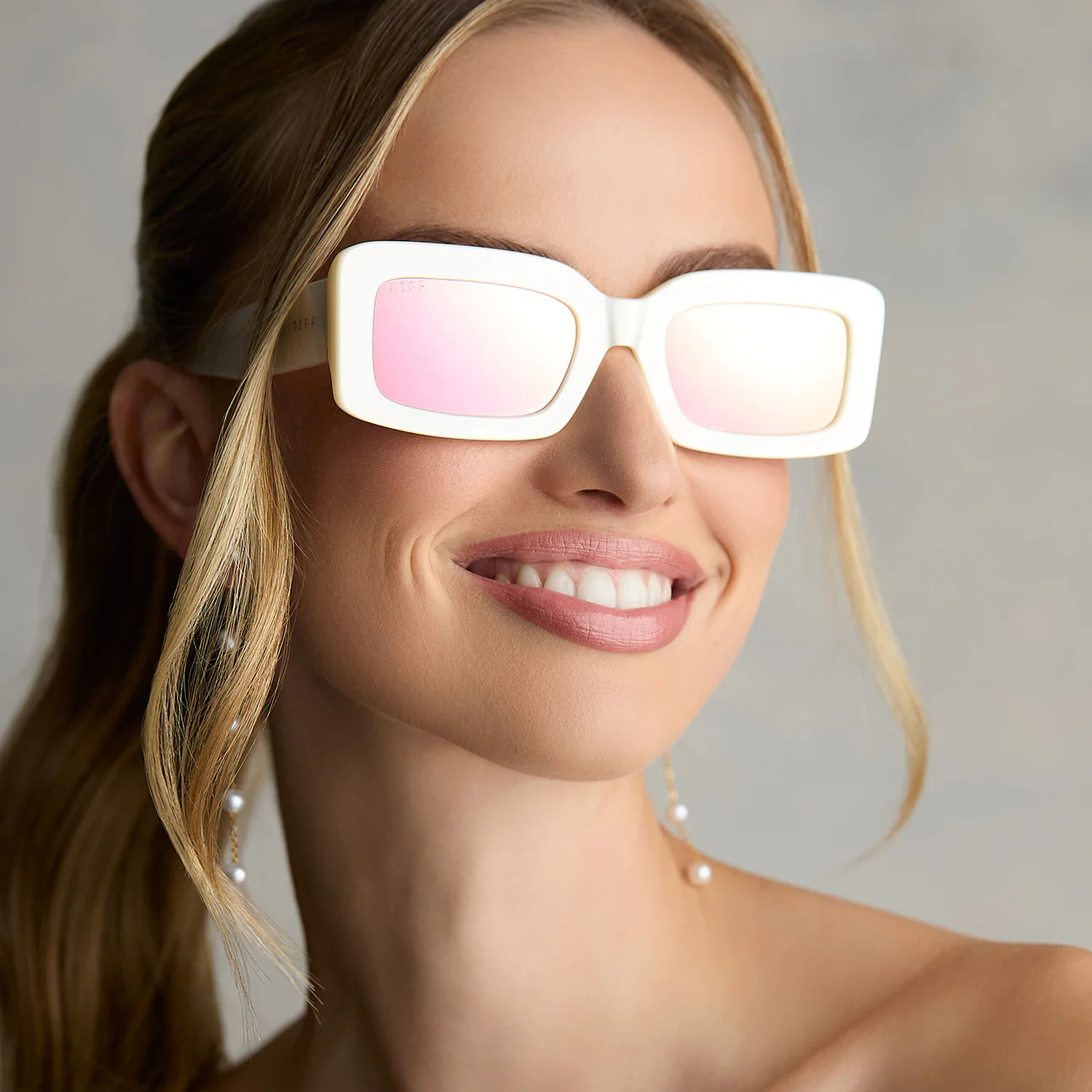 COLOR: opaline taupe mirror sunglasses | DIFF Eyewear